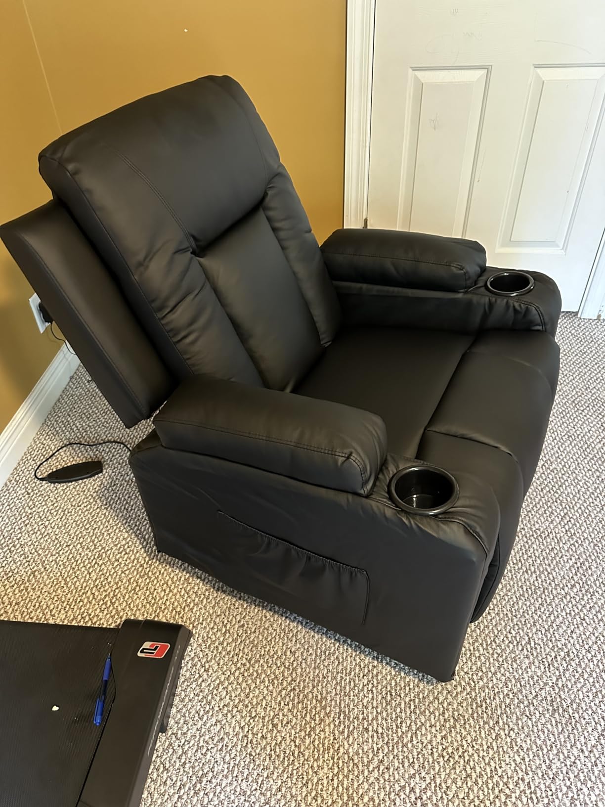 50/mo Finance COMHOMA PU Leather Recliner Chair Modern Rocker with Heated Massage Ergonomic