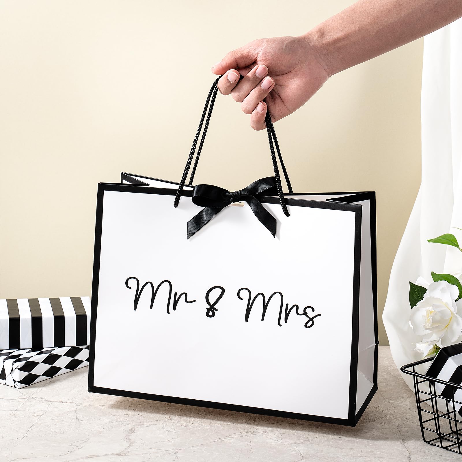 Loveinside 13" Large Wedding Gift Bag, White & Black Mr. & Mrs. Elegant Script Design Party Bag with Bow Ribbon for Couple, Wedding, Bridal Shower, Engagement, Newlywed Gift, 13" x 5" x 10", 1 Pcs