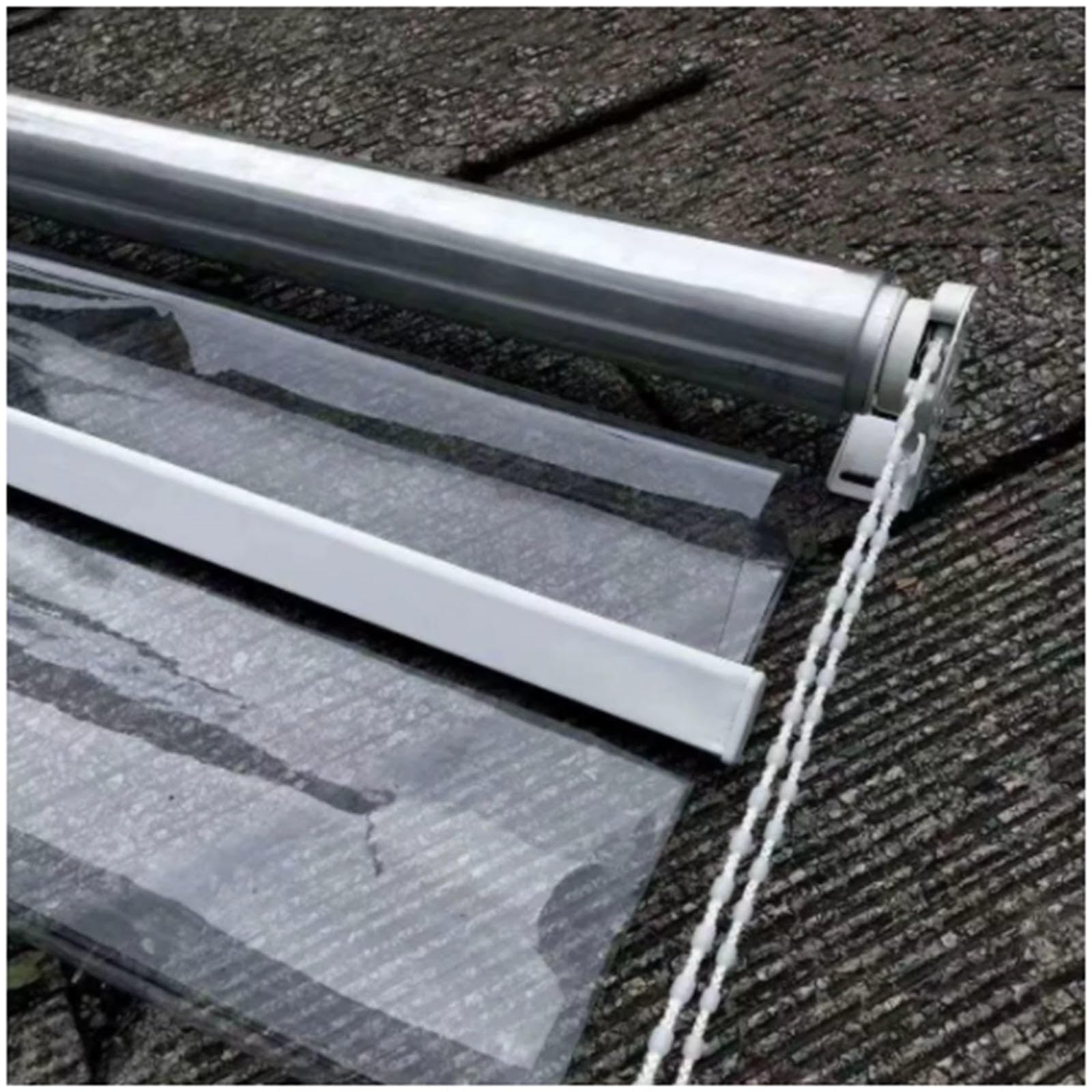 Store enrouleur transparent contre la pluie et le vent sur balcon et terrasse