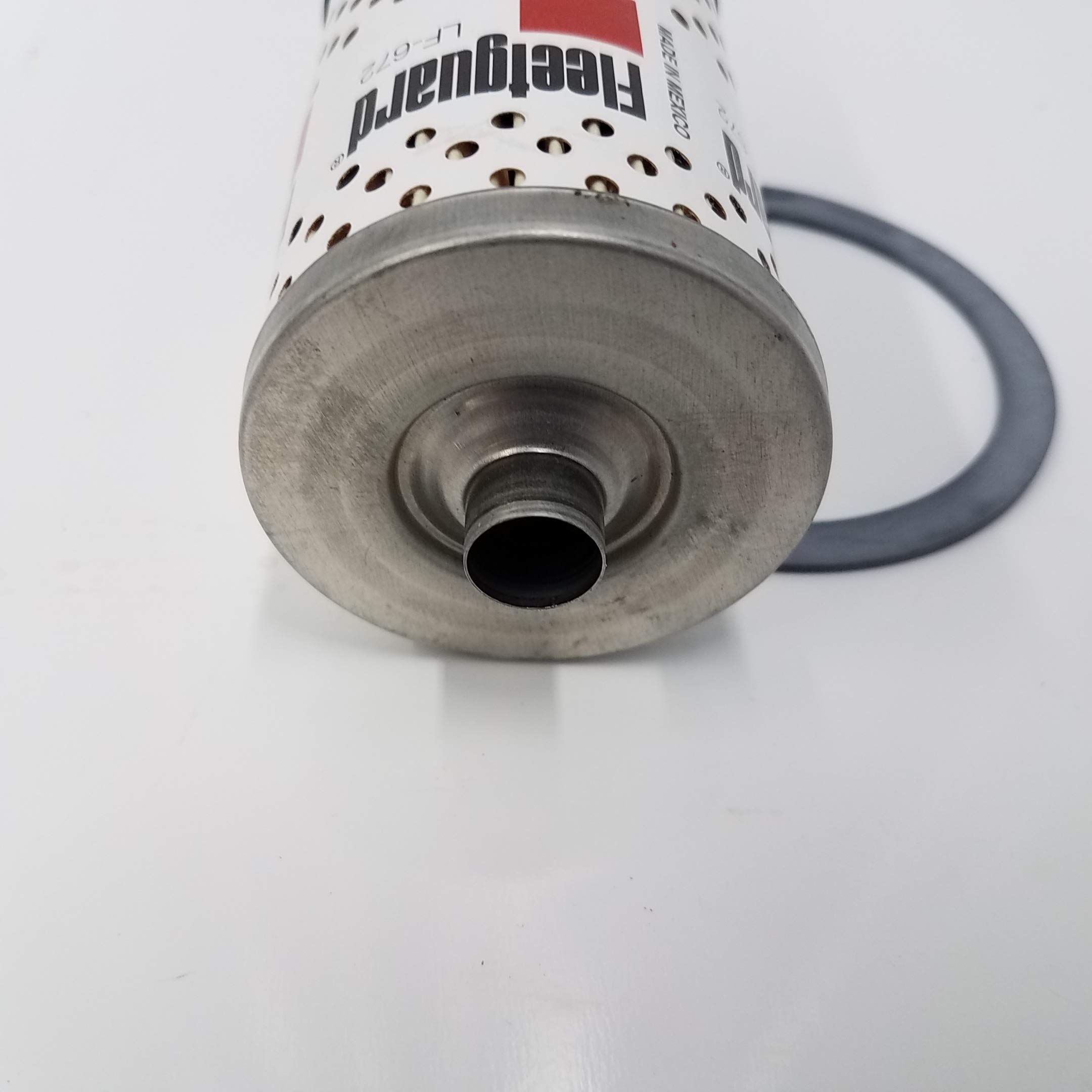 Fleetguard LF672 Oil Filter With Gasket For Farmall IH Cub 154, 184, 185 LoBoy Tractors