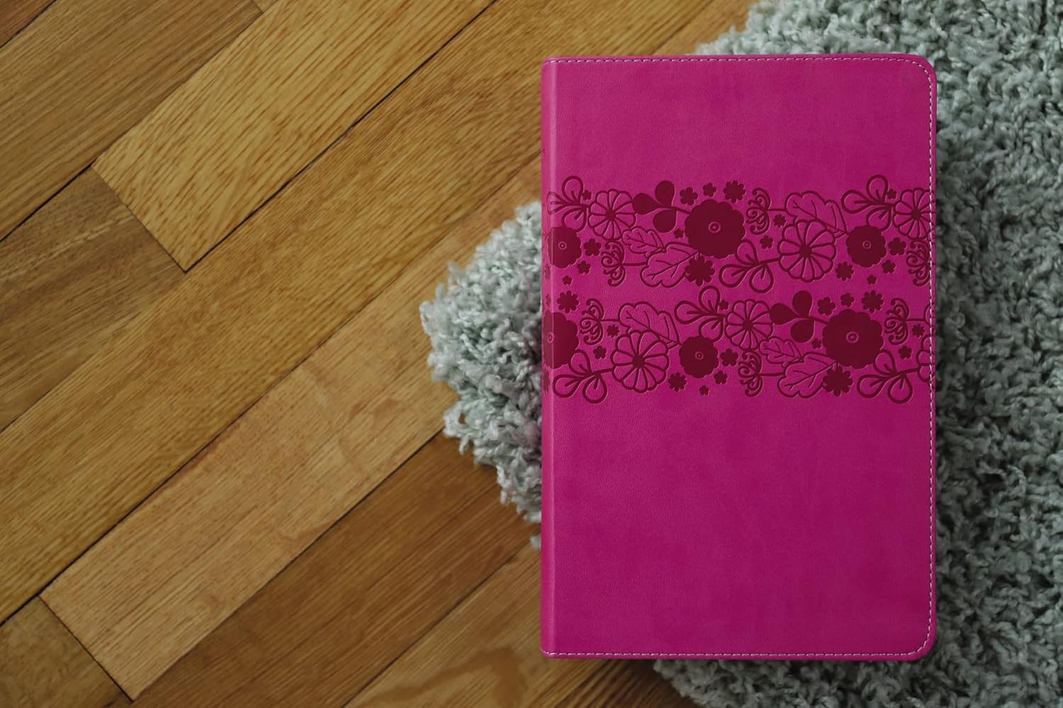 NIrV, Holy Bible, Large Print, Leathersoft, Pink - Image 5