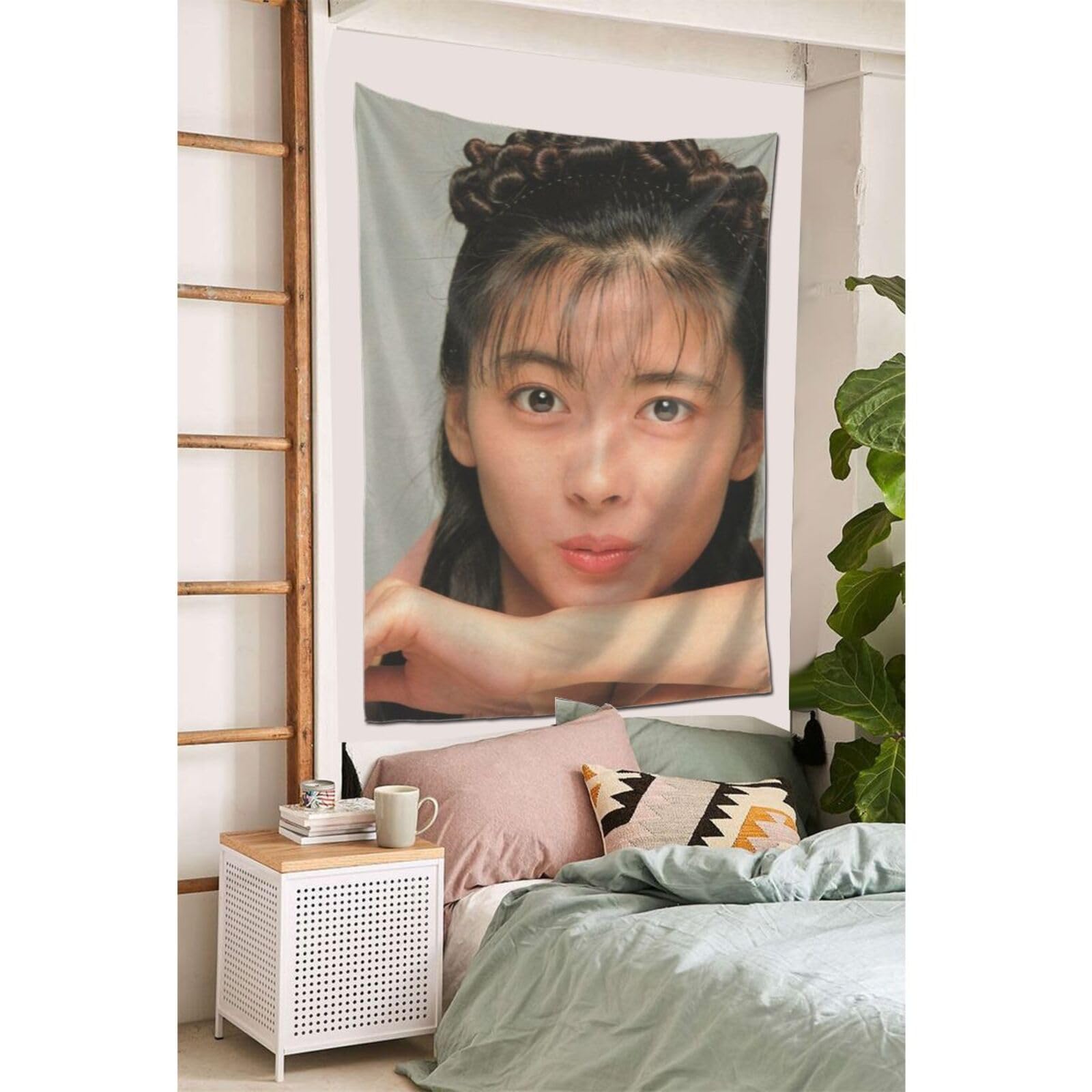 Amazon.co.jp: 中山美穂 タペストリー インテリア 装飾アート