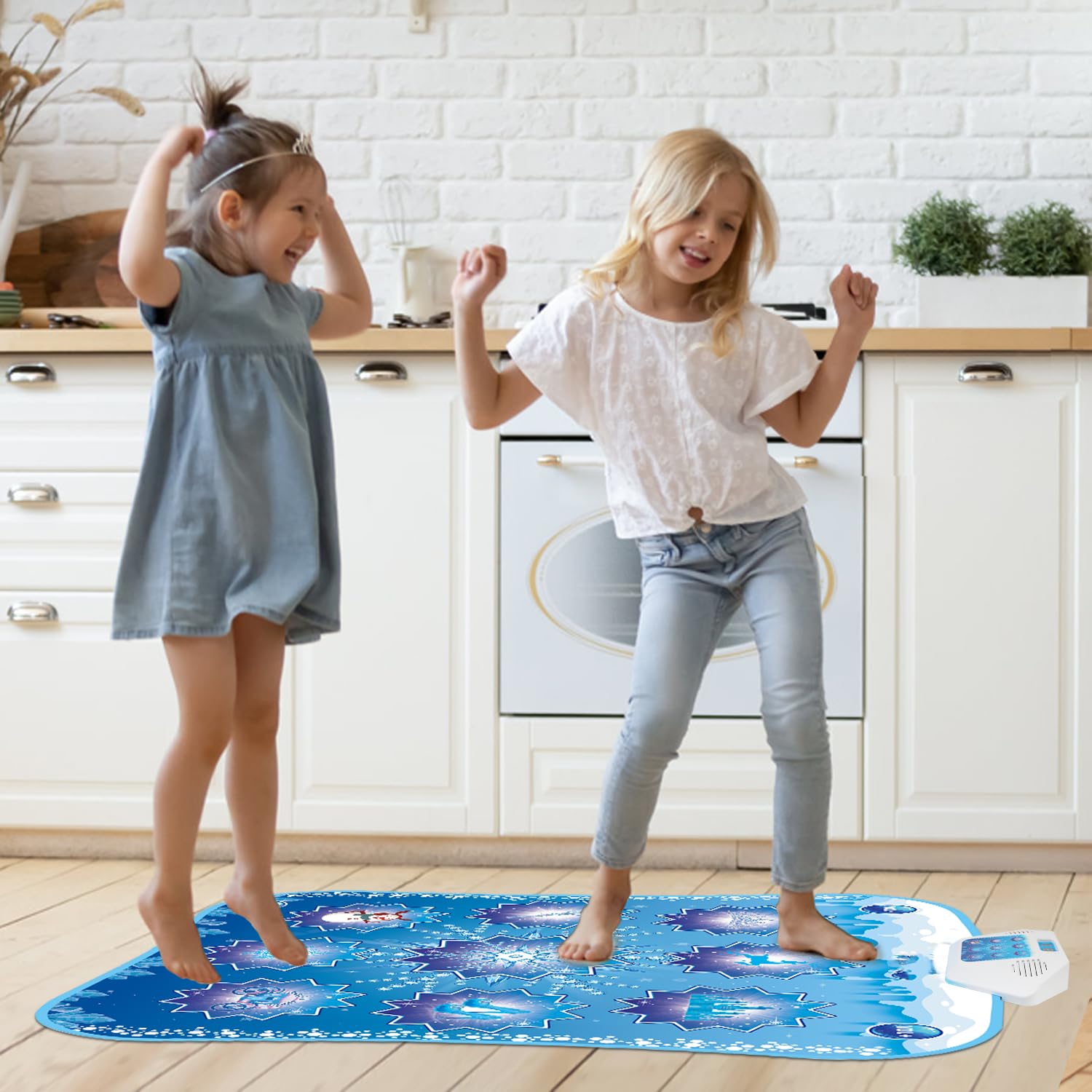 Alfombra de baile para niños, juguetes de Frozen – Tapete de baile electrónico para niñas y niños, 5 modos de juego, música incorporada, luz LED sensible al tacto, tapete de pista de baile, regalos 3