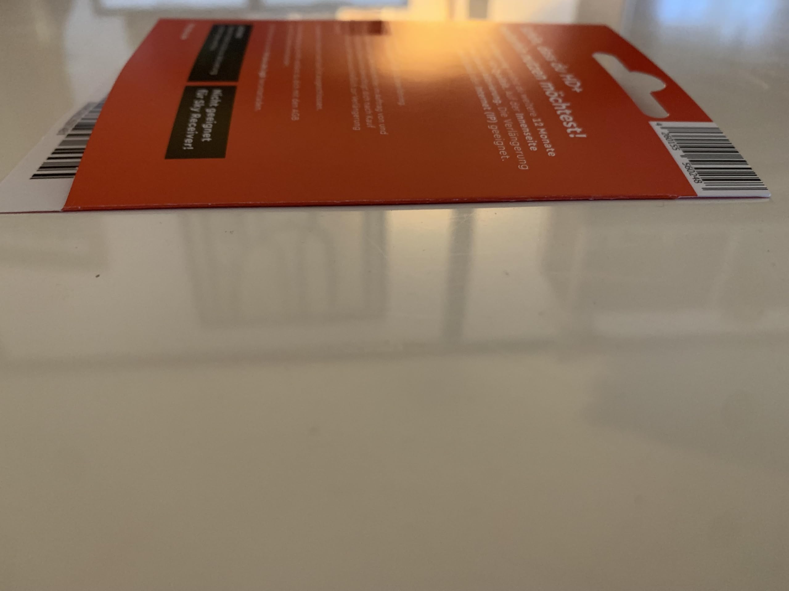 HD + Paket mit 12 Monaten Code für Sender, Verlängerung per E-Mail