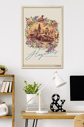 Vista 57 de Trends International The Wizarding World: Harry Potter - Póster de pared floral de Hogwarts, 14.725 x 22.375 pulgadas, versión premium sin marco