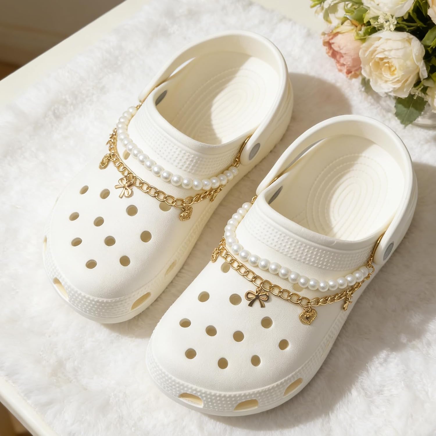 2Pcs Bling Ocean Shoe Chains for Girls Summer Sandals, Golden Turtles, Shells Shoe Charms for sandals, DIY Shoe Decoration Charms, Party Favor