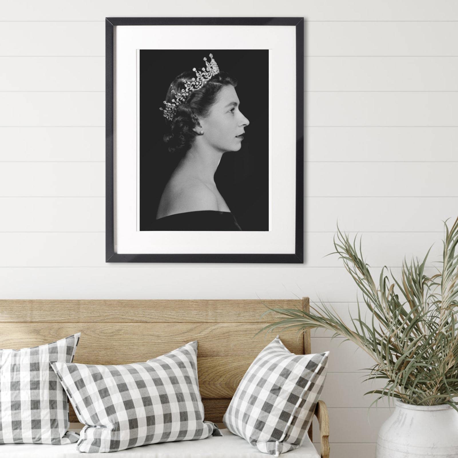 Amazon.co.jp: Queen Elizabeth II ポスター | ホームウォールカバー 