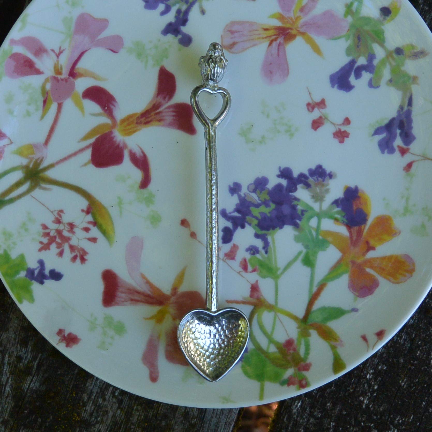 Rotkehlchen Zuckerlöffel, Herz Zuckerlöffel, Handgegossen von William Sturt aus Deutsche Zinn (Pewter)