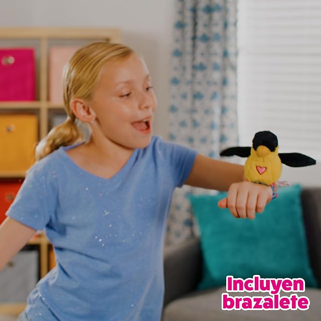Foto 4 de 6 de HAPPY YAPPERS Oriol - Pajarito Interactivo Que Canta, Mueve Las Alas y Repite lo Que Dices, Incluye Brazalete…