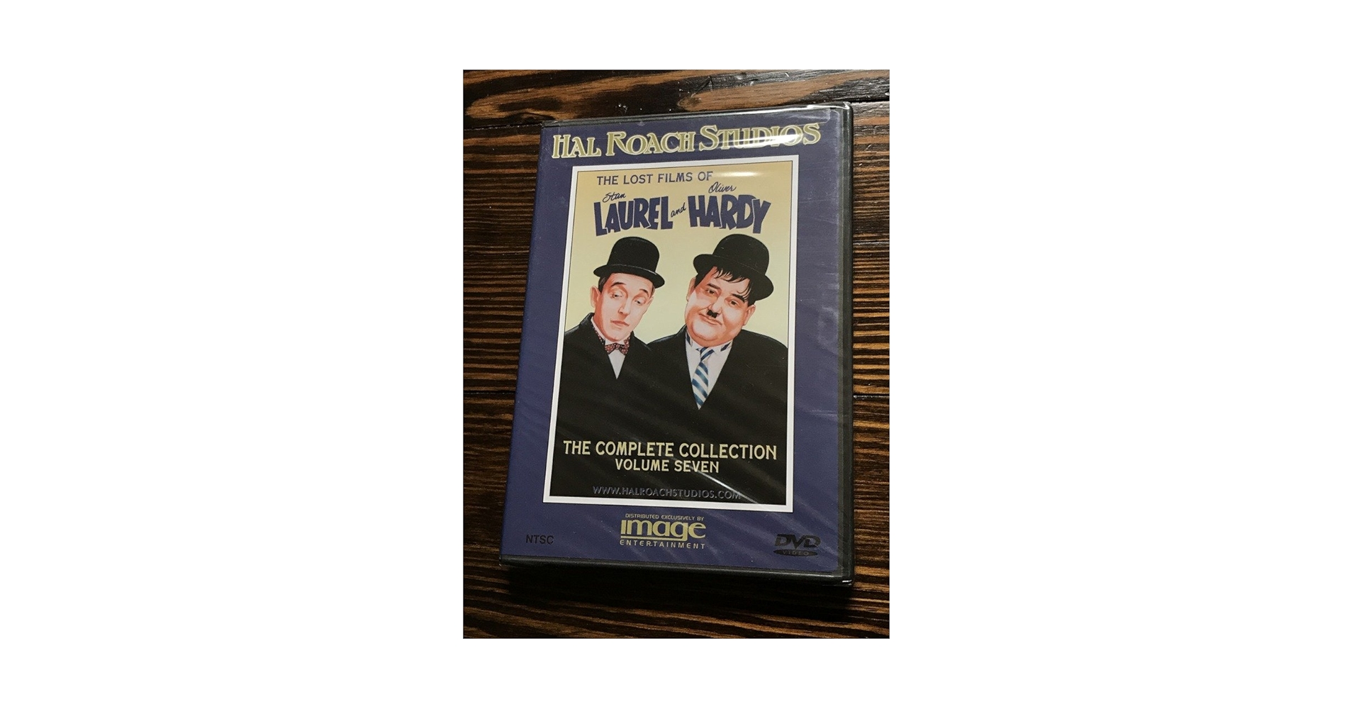 ローレル&ハーディ　輸入版DVD-BOX Amazon.com: Laurel & Hardy - The Collection (21-disc Box Set