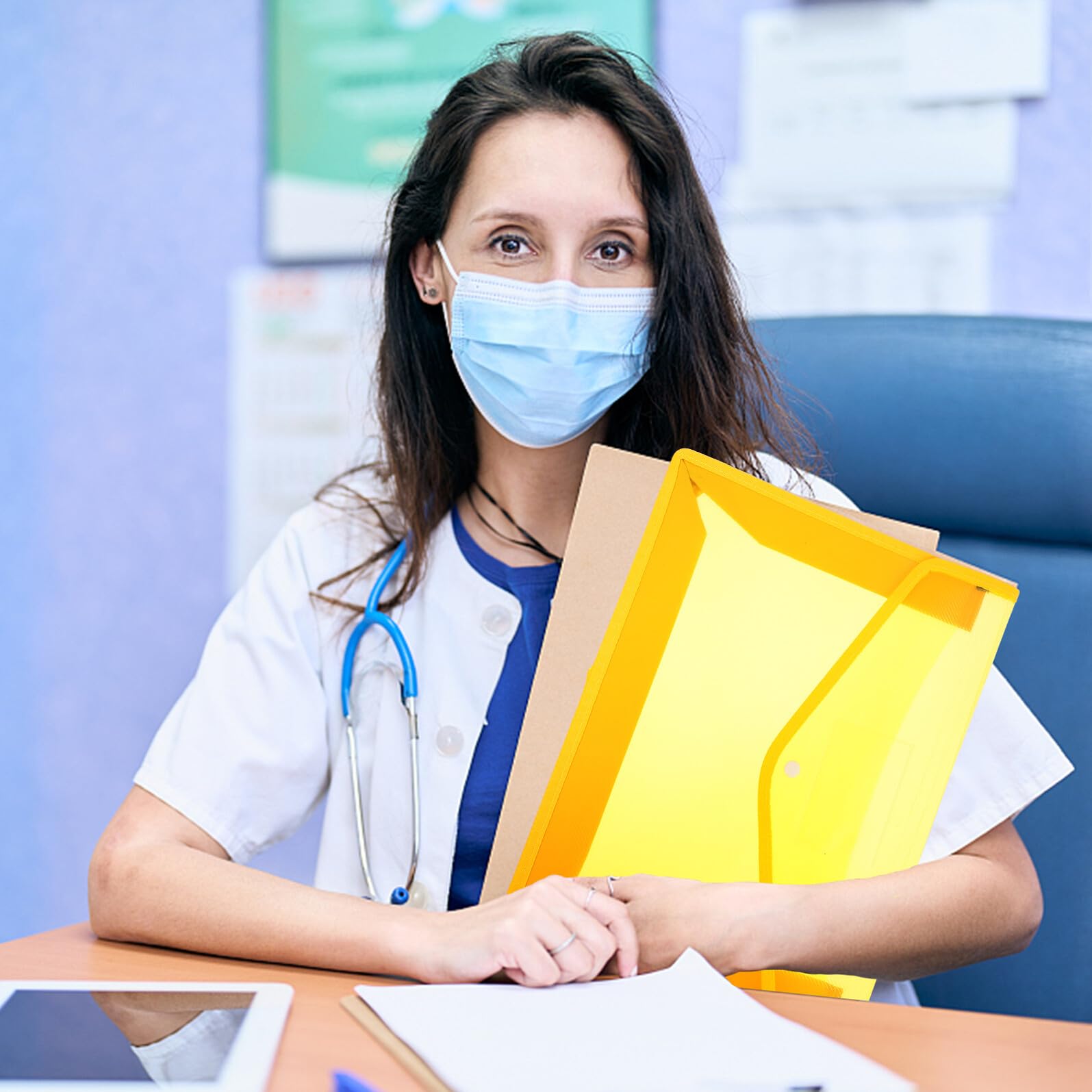 Angoily 5 pezzi Cartelline Documenti Trasparenti in Polipropilene con Bottone Scatto Resistenti Antistrappo e Impermeabili Organizer Pratico con Porta Penna Integrato Giallo Rosso Blu