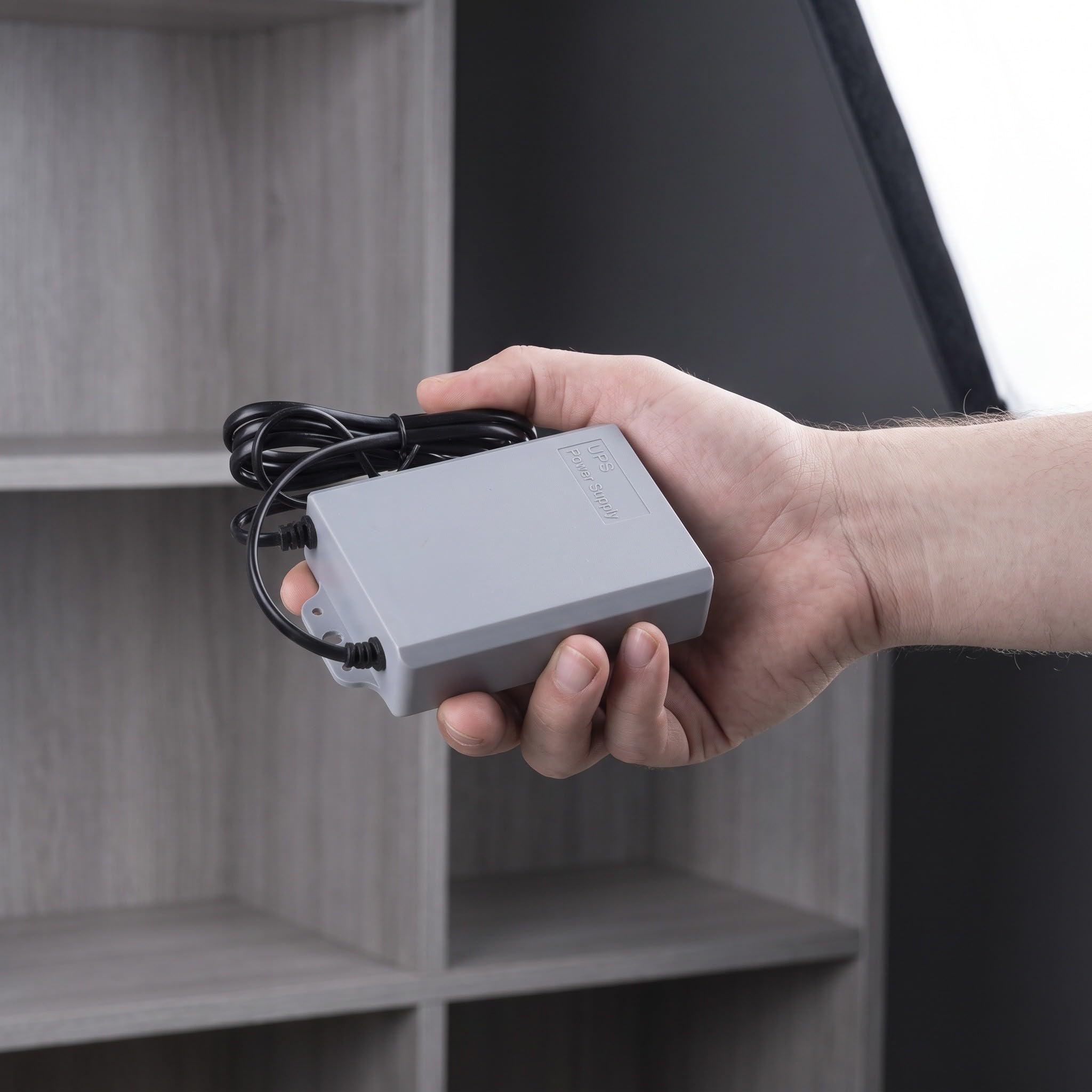 ibasenice Gruppo di continuità (UPS) per telecamere di sicurezza, batteria