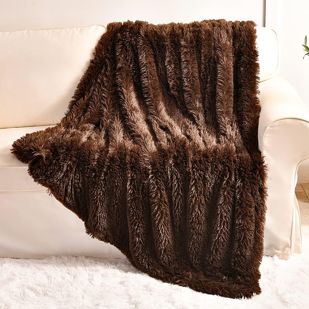 YUSOKI Long Faux Fur...