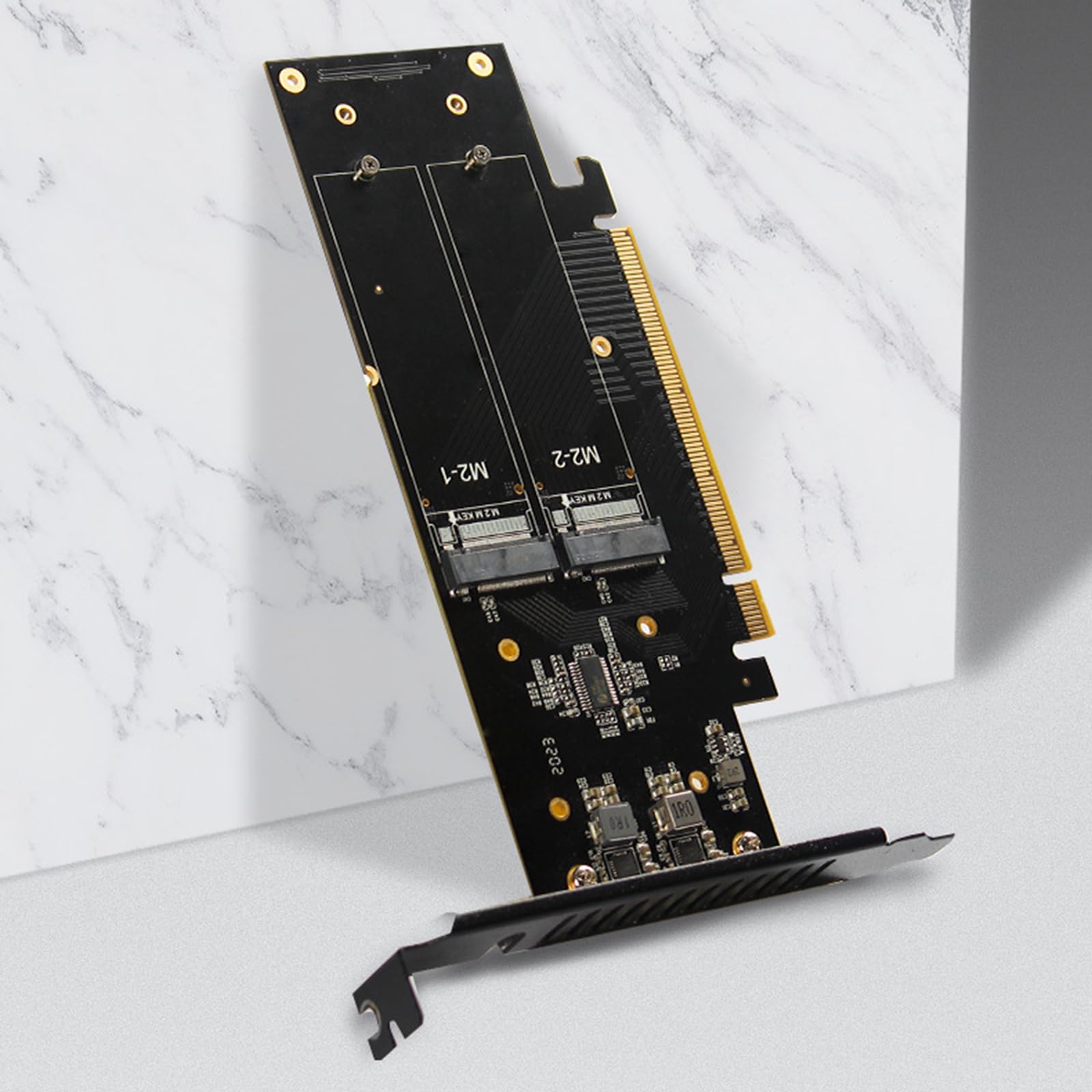 Scheda di espansione PCIe 5.0 X16 NVMe HDDs 4 slot per unità e RAID 0/1/5 per trasferimento dati ad alta velocità HDDs Array Adapter