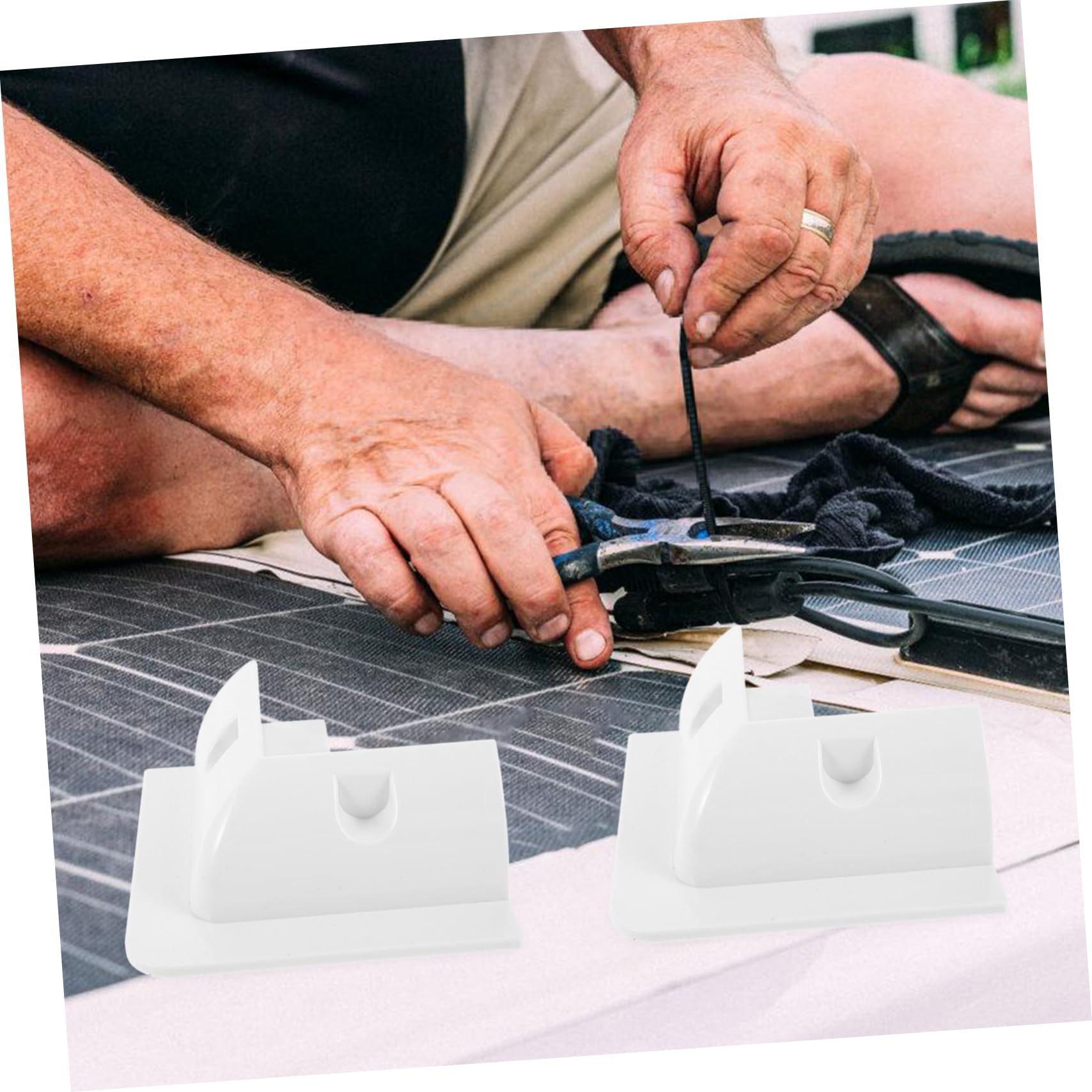 Staffa di Supporto per Pannello Solare per Camper 4 Pezzi Abs Bianco | Installazione senza Foratura, Supporto per Tetti Piani, Flusso D'aria Ottimale, Set da 4 Pezzi