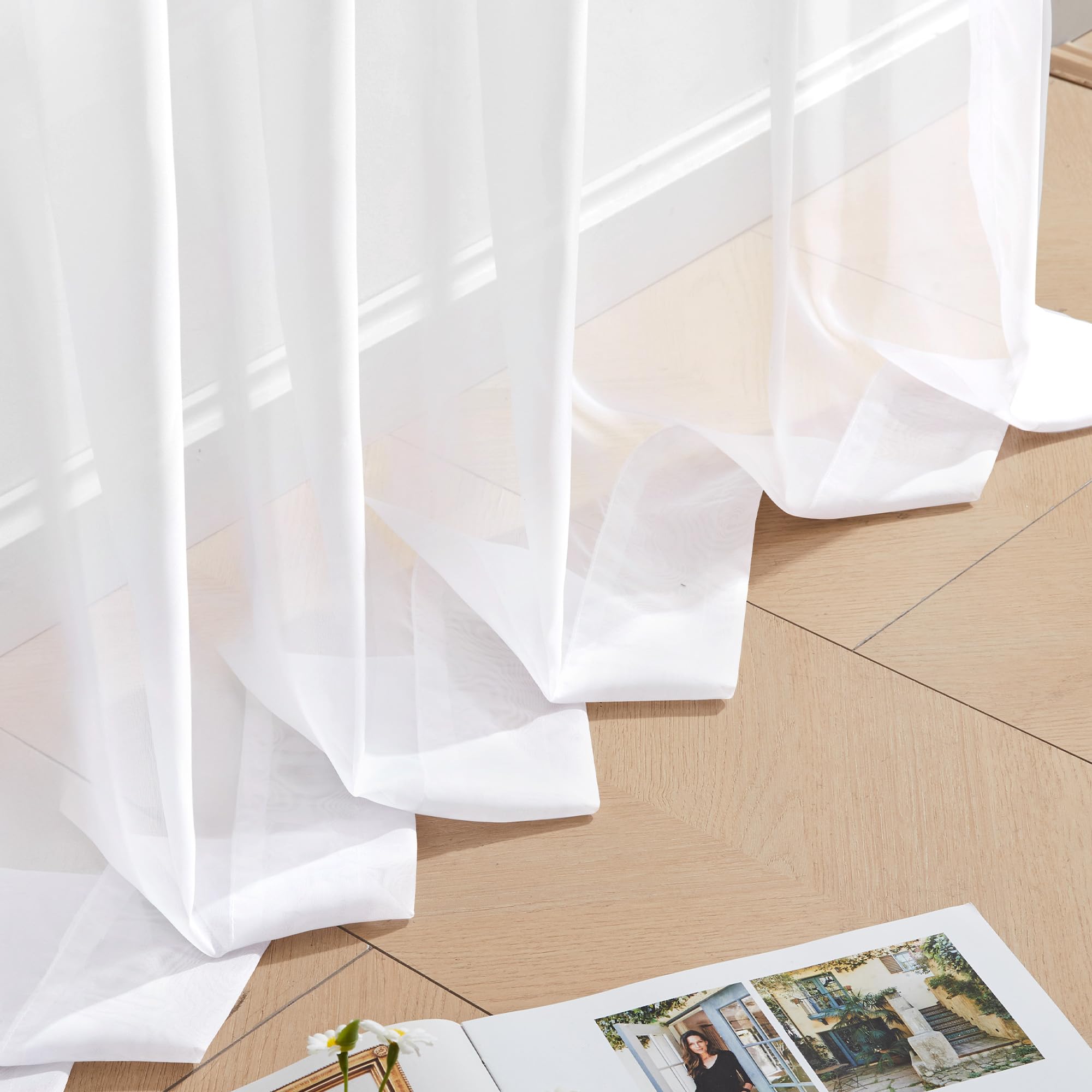 Deconovo Tende per Interni Trasparenti e Decorative con Nastro Arricciato – Set di 1 Tenda Voile Leggero e Moderno per Camera da Letto, Soggiorno, Finestre, 300x260 cm, Bianco