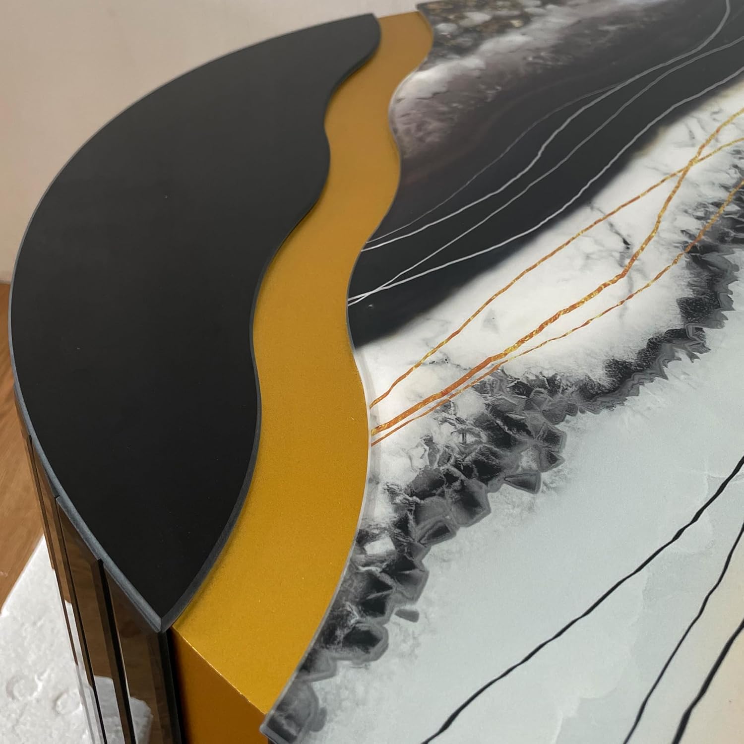 Faux Marble Marble Mirror Round Coffee Table Cylindrical Silver Mirror with Gold Finish Modern Home Decor Compact Center Table