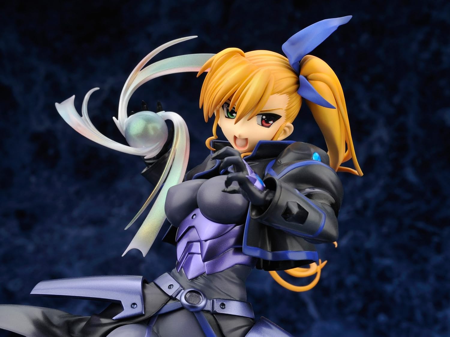 Alter Magical Girl Lyrical Nanoha StrikerS: Sankt Kaiser Vivio 1:7 PVC Figure Statue