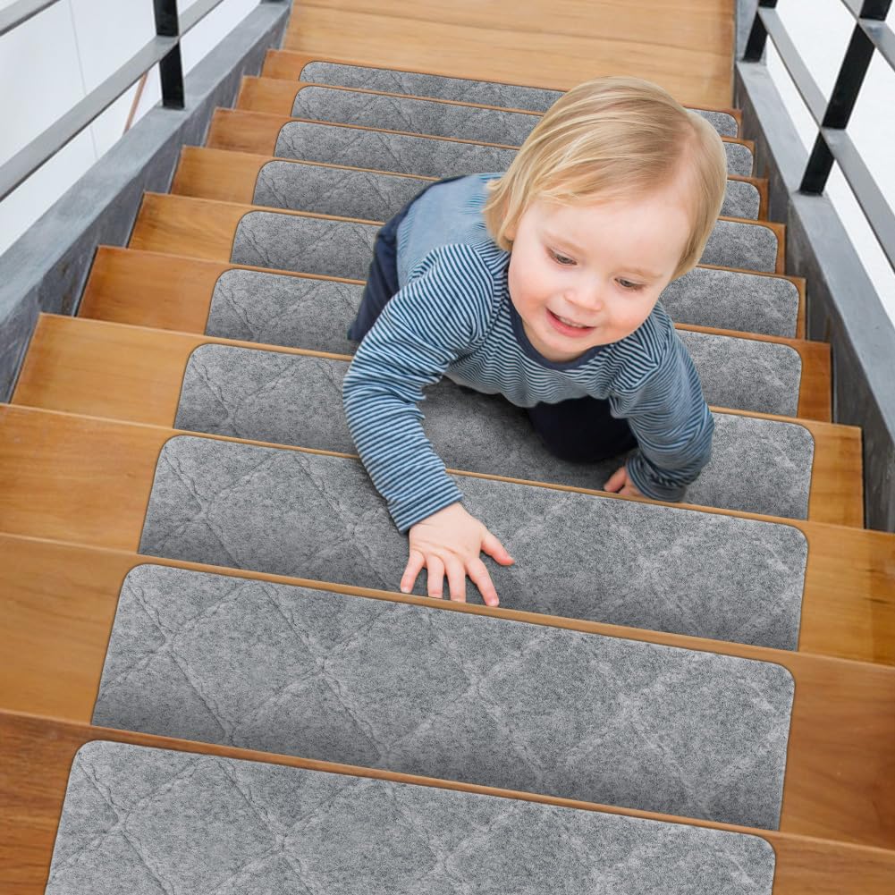Lot de 15 tapis d'escalier antidérapants et autocollants pour marches en bois, 55 cm x 19 cm, pour enfants âgés et chiens, gris clair