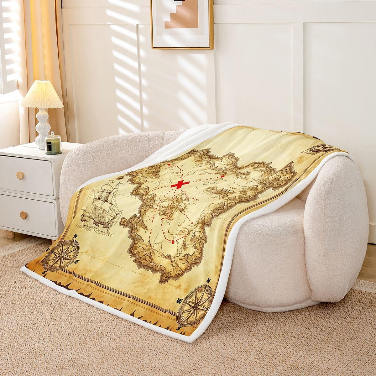Feelyou Nautical Island Map Sherpa Blanket Kids Vintage Old Map Pirate Ship Fleece Throw Blanket Ocean Ancient Pirate Skull Fuzzy Blanket for Sofa Bed Couch Decor,40x50 Inches