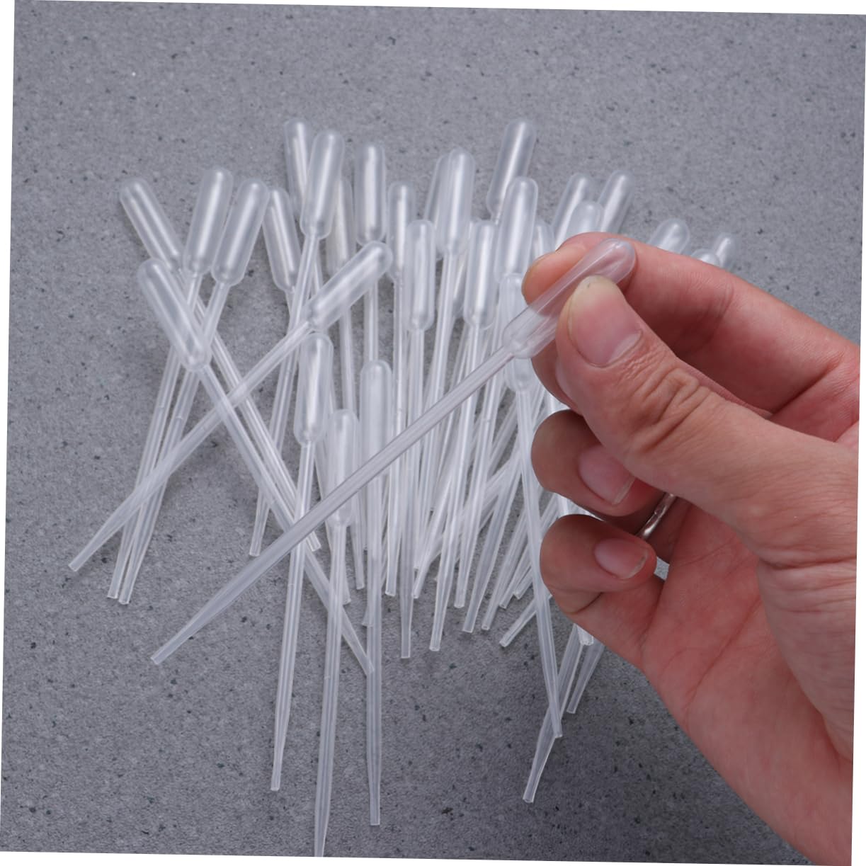 Disposable Plastic Transfer Pipette 0.5ml with Scale 500Pcs | Soft Pliable Design, Micro Measuring Liquid Handling, for Fragrances and Cosmetics, Essential Oils Use