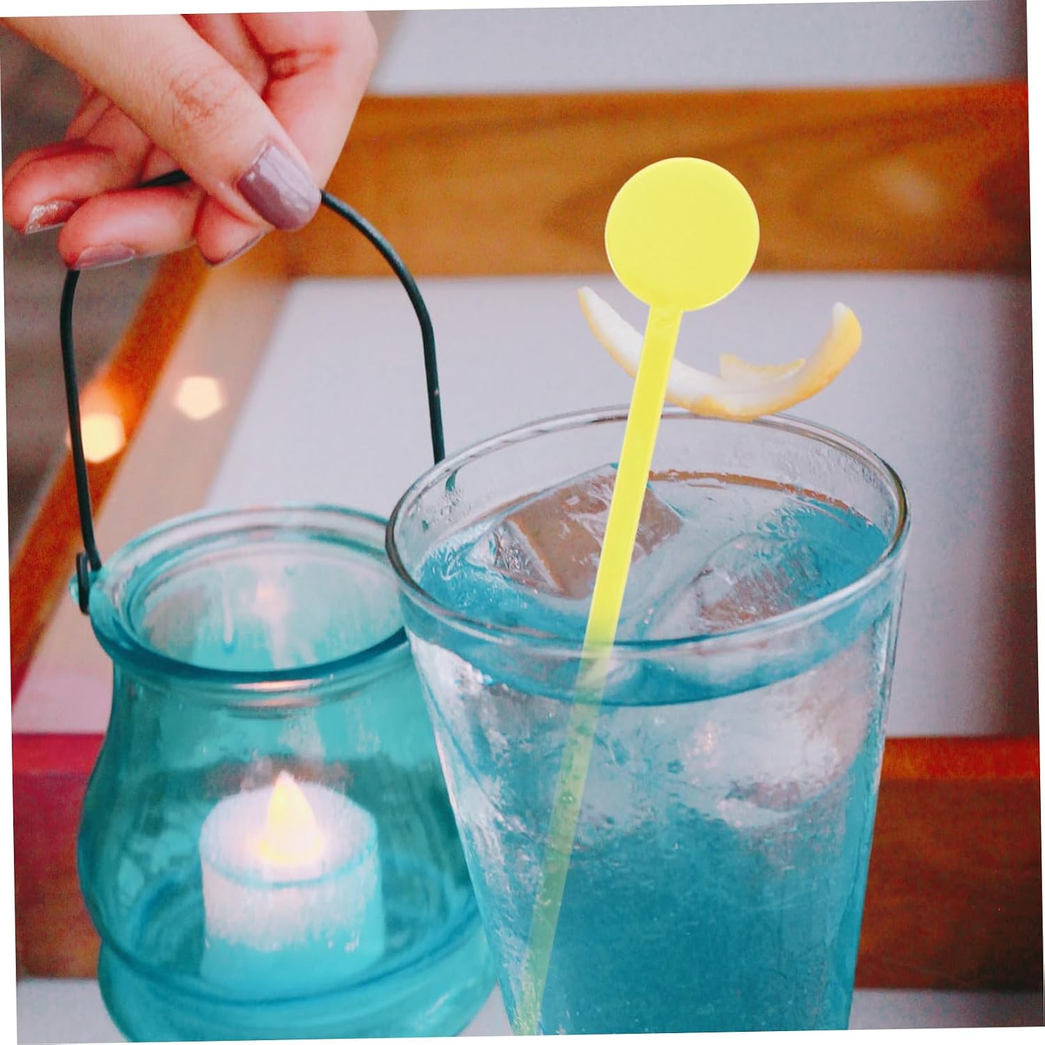 400Pcs Colorful Acrylic Swizzle Sticks Round Head Reusable Beverage Stirring Sticks for Coffee Juice Wine for Cocktail Parties and Fun Drinks Random Color