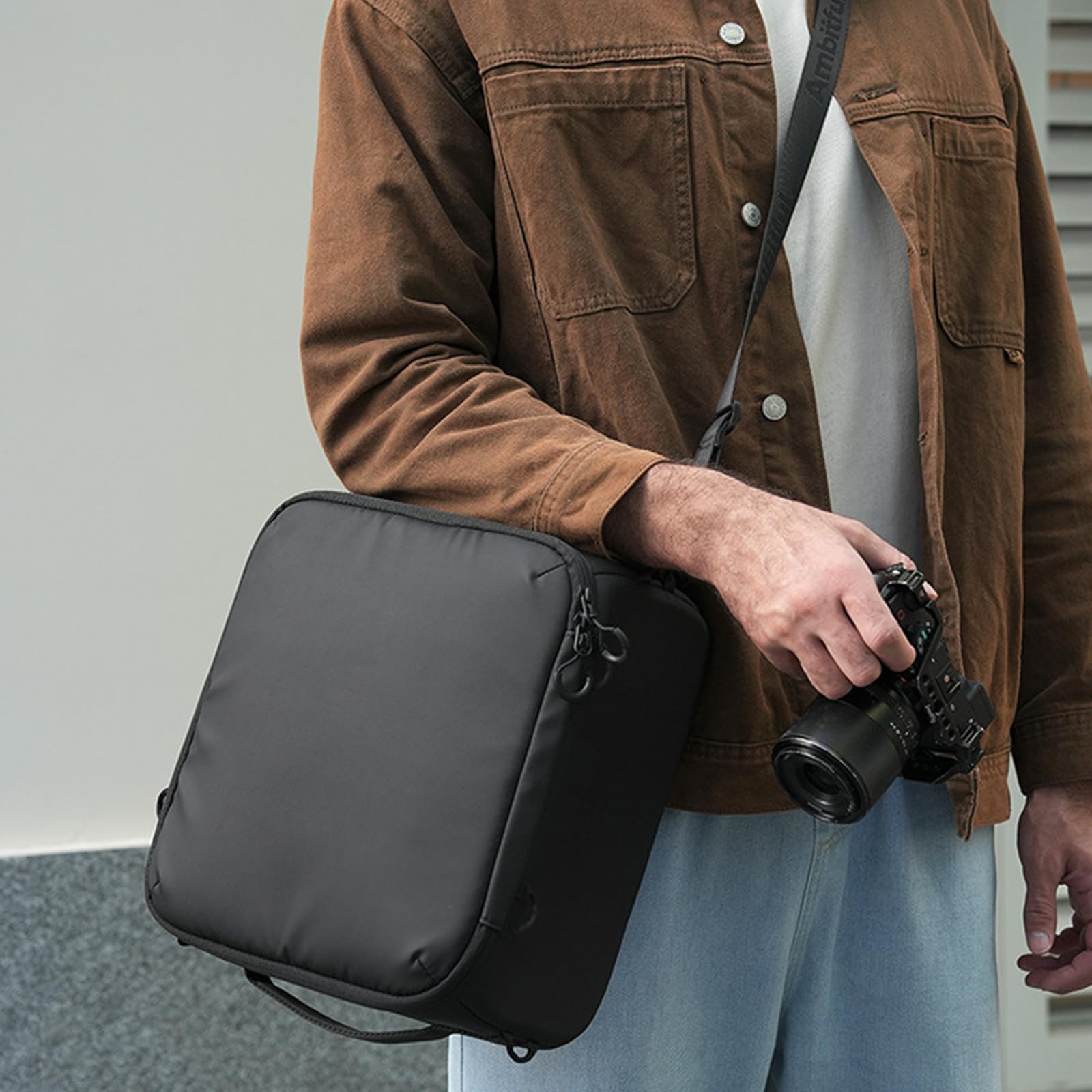 Borsa interna multifunzionale con scomparti regolabili per migliorare la sicurezza delle apparecchiature e organizzare la fotocamera con tracolla