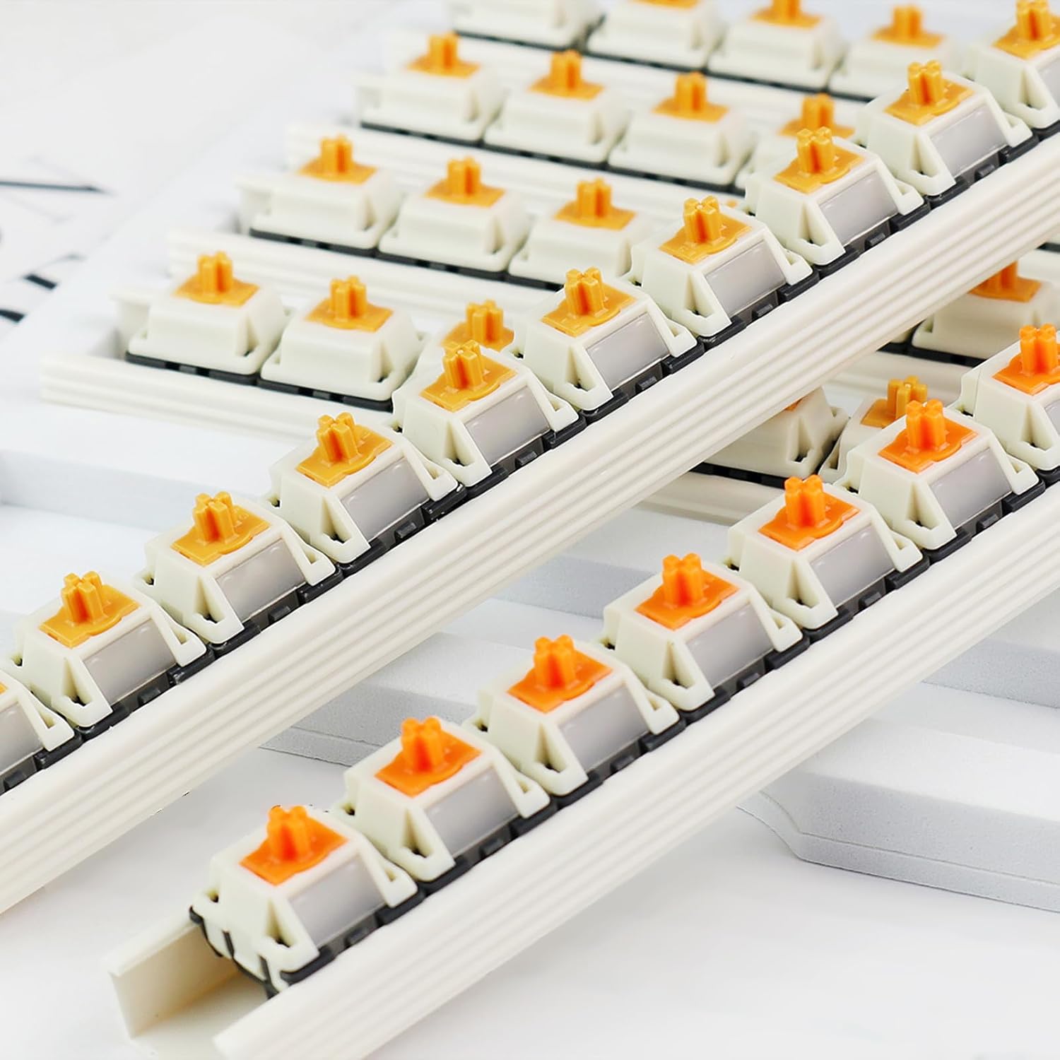 Duhuk High-Strength Mounts with 700Gs / 900Gs Flux for Metal Surfaces Flux and Oranges Finish for Secure Device Attachment