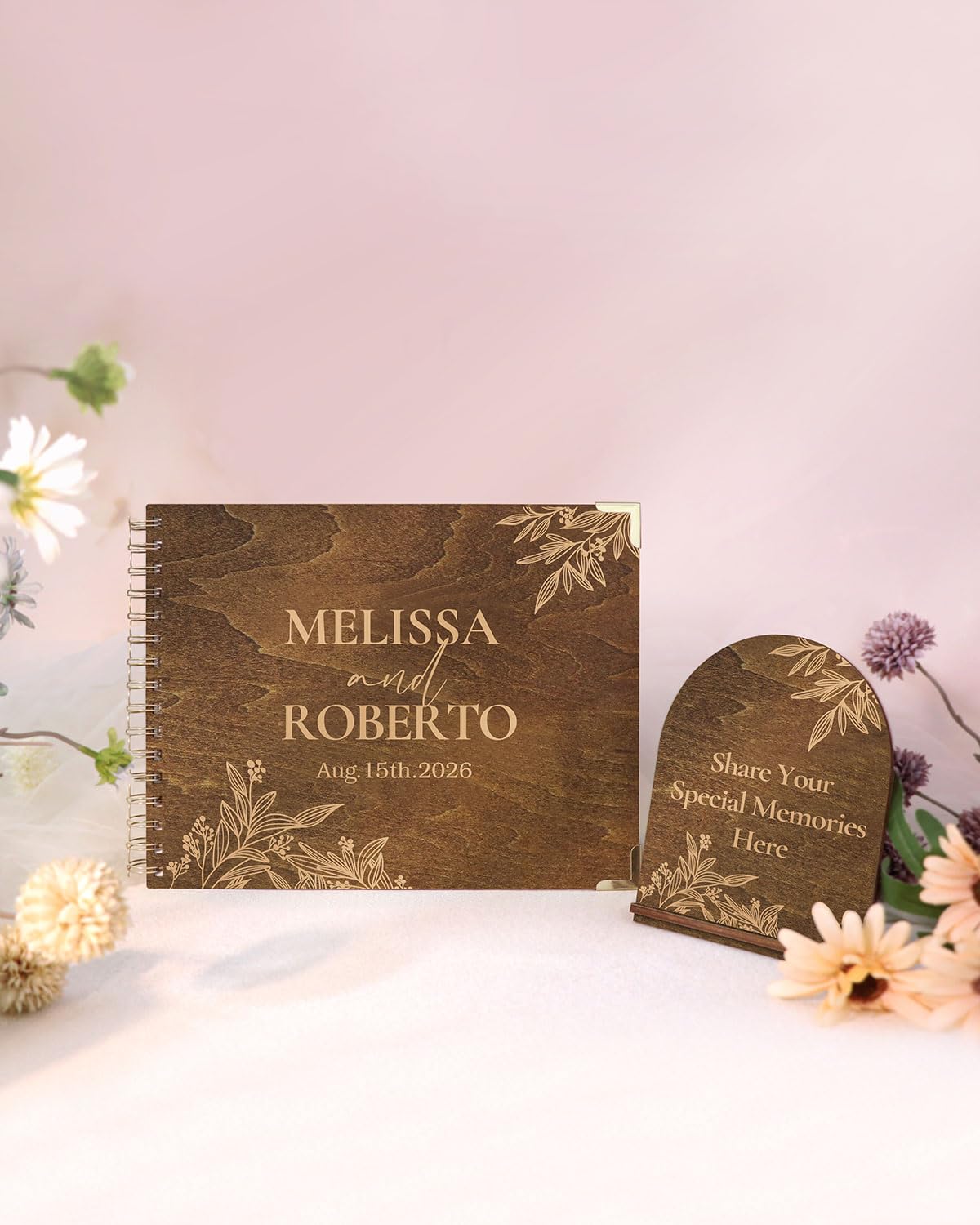 Personalisiertes hölzernes Gästebuch mit Tischschild, 100 leere Seiten, 27,4 x 21,3 cm, Spiralbindung, Polaroid-Schild im Buch für Hochzeit, Party, Jahrestag, Beerdigung, Geburtstag