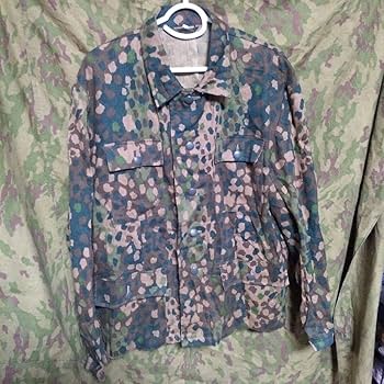 WWⅡ 旧ドイツ陸軍 M44 スプリンター迷彩服上下(歩兵少尉肩章付き)国防軍 WWⅡ 旧ドイツ陸軍 M44 スプリンター迷彩服上下(歩兵少尉肩章