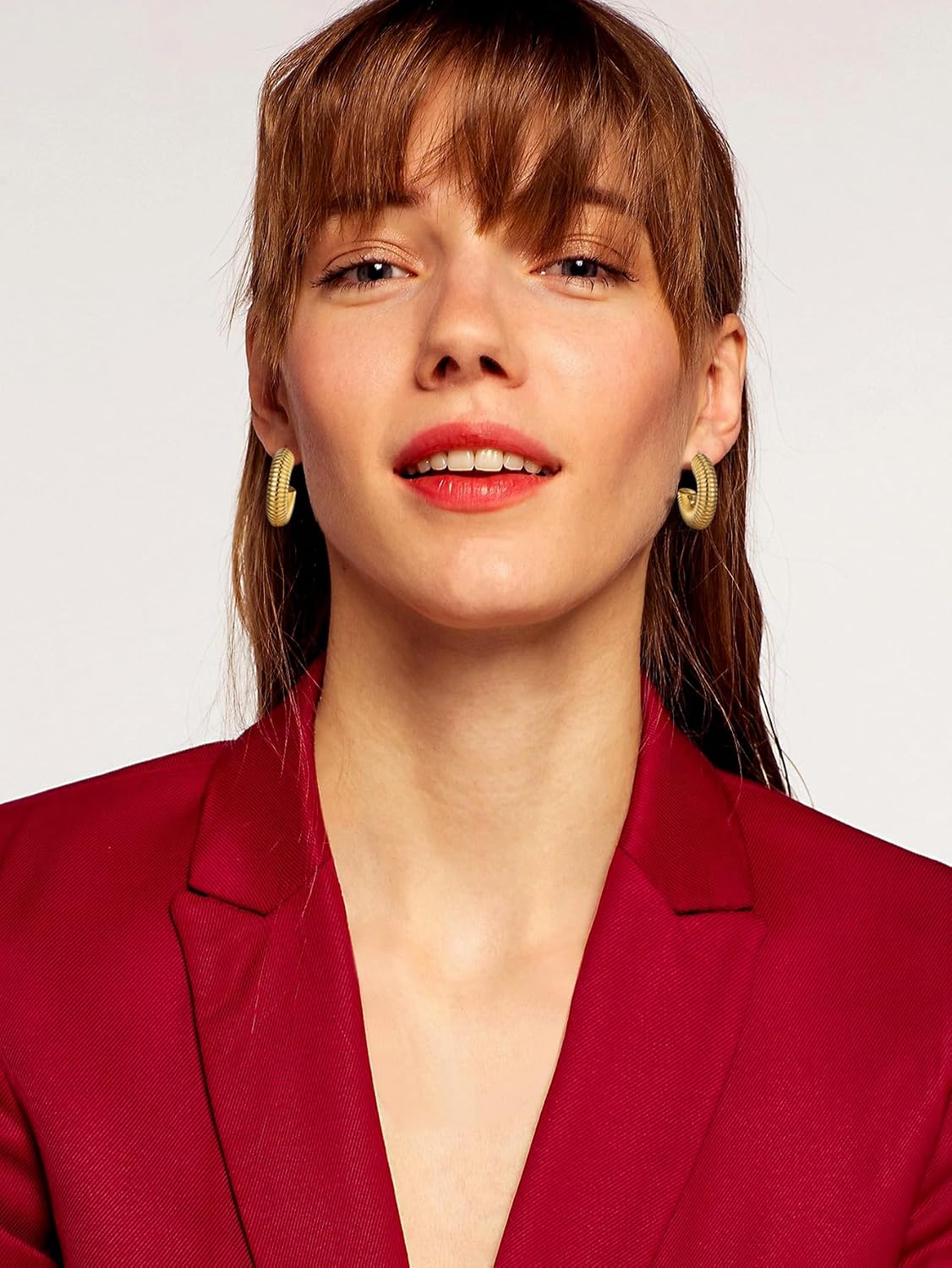 ILGANT 12 Pairs Chunky Gold Hoop Earrings Set for Women Trendy Lightweight Gold Plated Earrings Hypoallergenic Jewelry