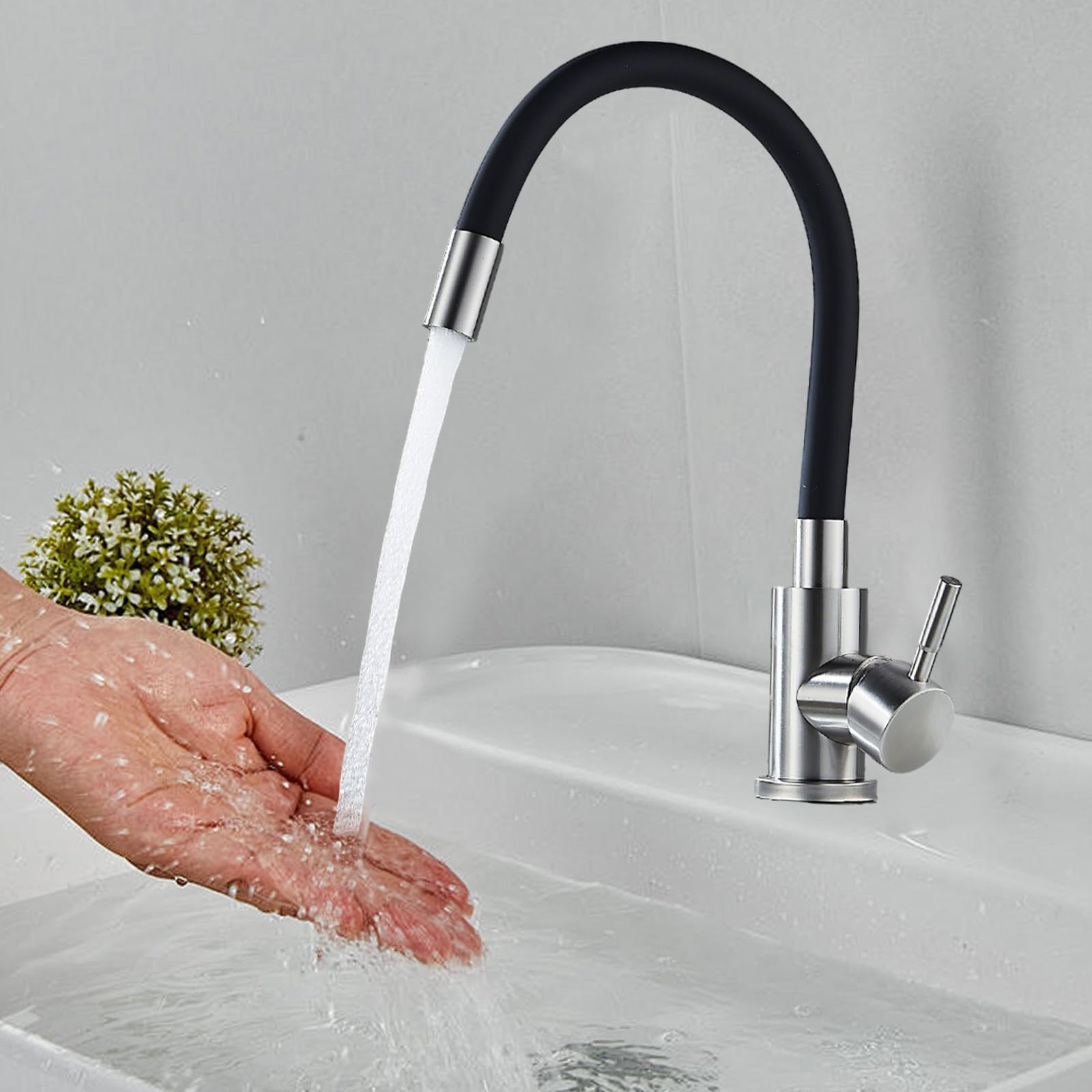 Robinet de cuisine avec aérateur d'économie d'eau et bec haut amovible sur 360°