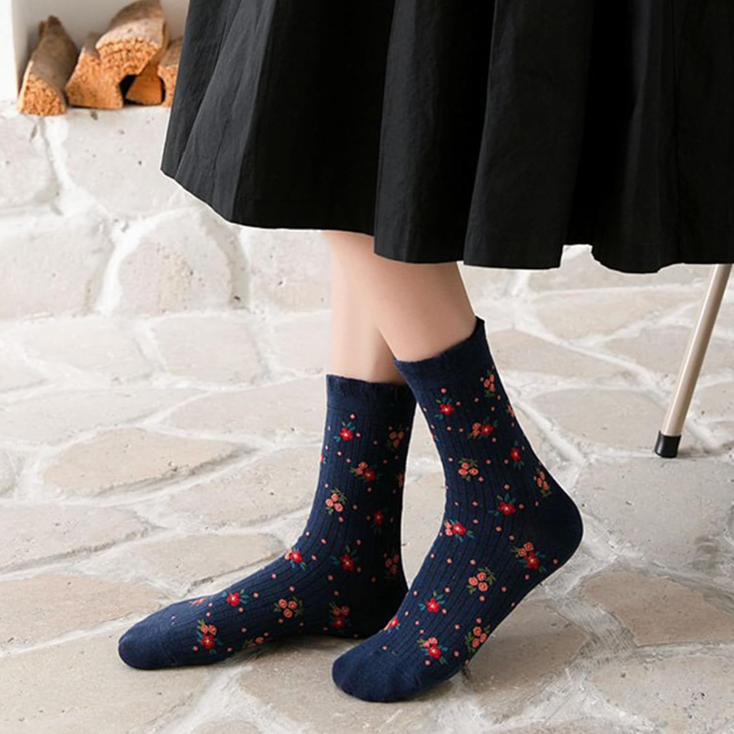 DXYAKY Women’s Floral Embroidered Crew Socks, 5 Pairs Vintage Novelty Ruffle Cotton Dress Socks, Elegant Breathable Cute Girl - Image 4