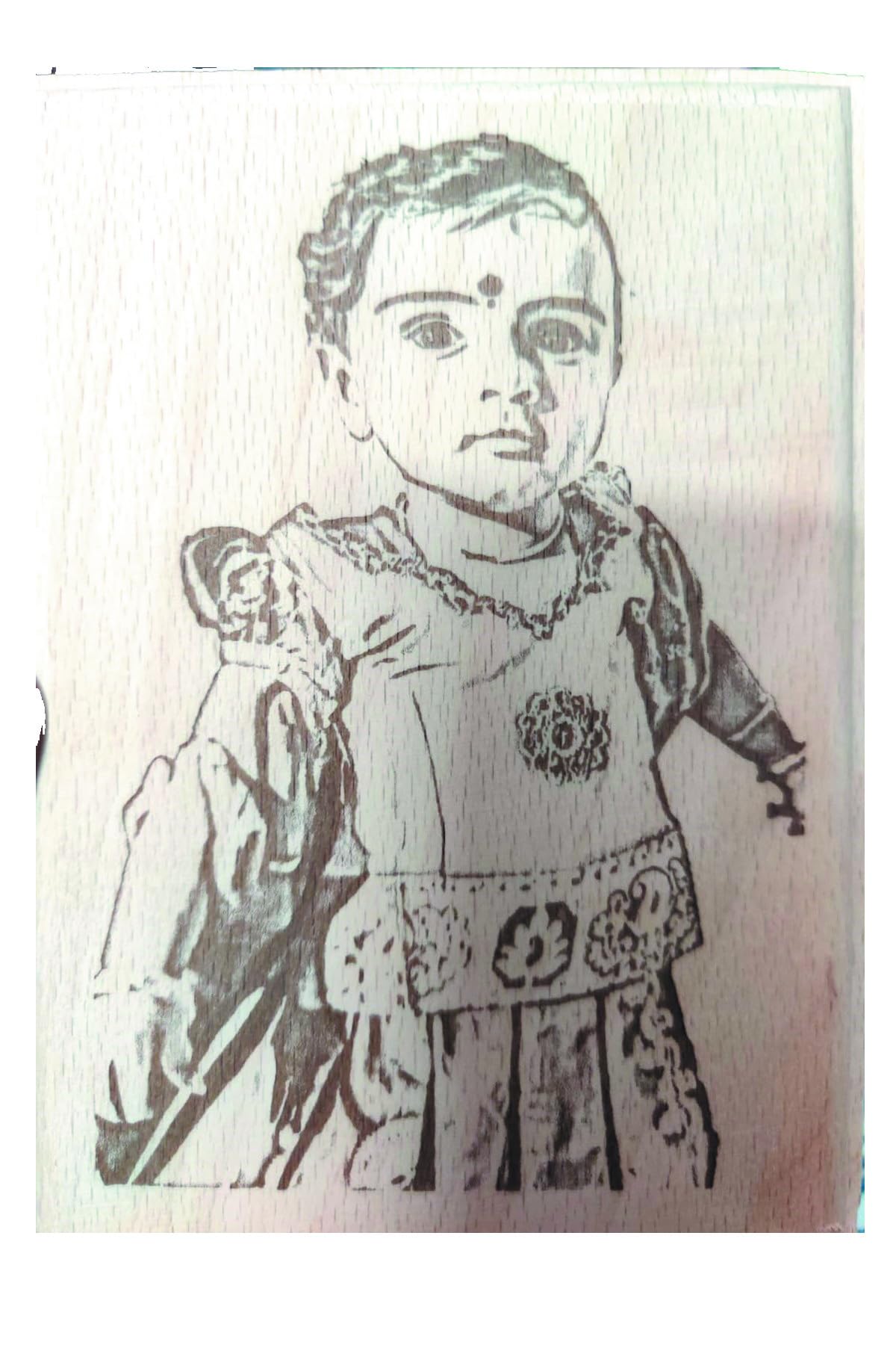 Laser engraving on wood with customized images