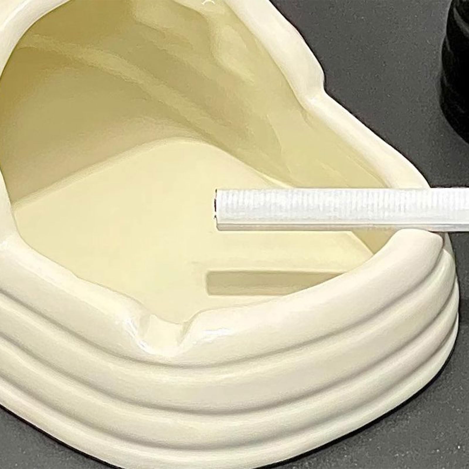 Posacenere in ceramica a forma scarpa Cestino da tavolo Portasigarette Scatola tendenza Casa per Boyfried Papà Regalo Posacenere a forma scarpa