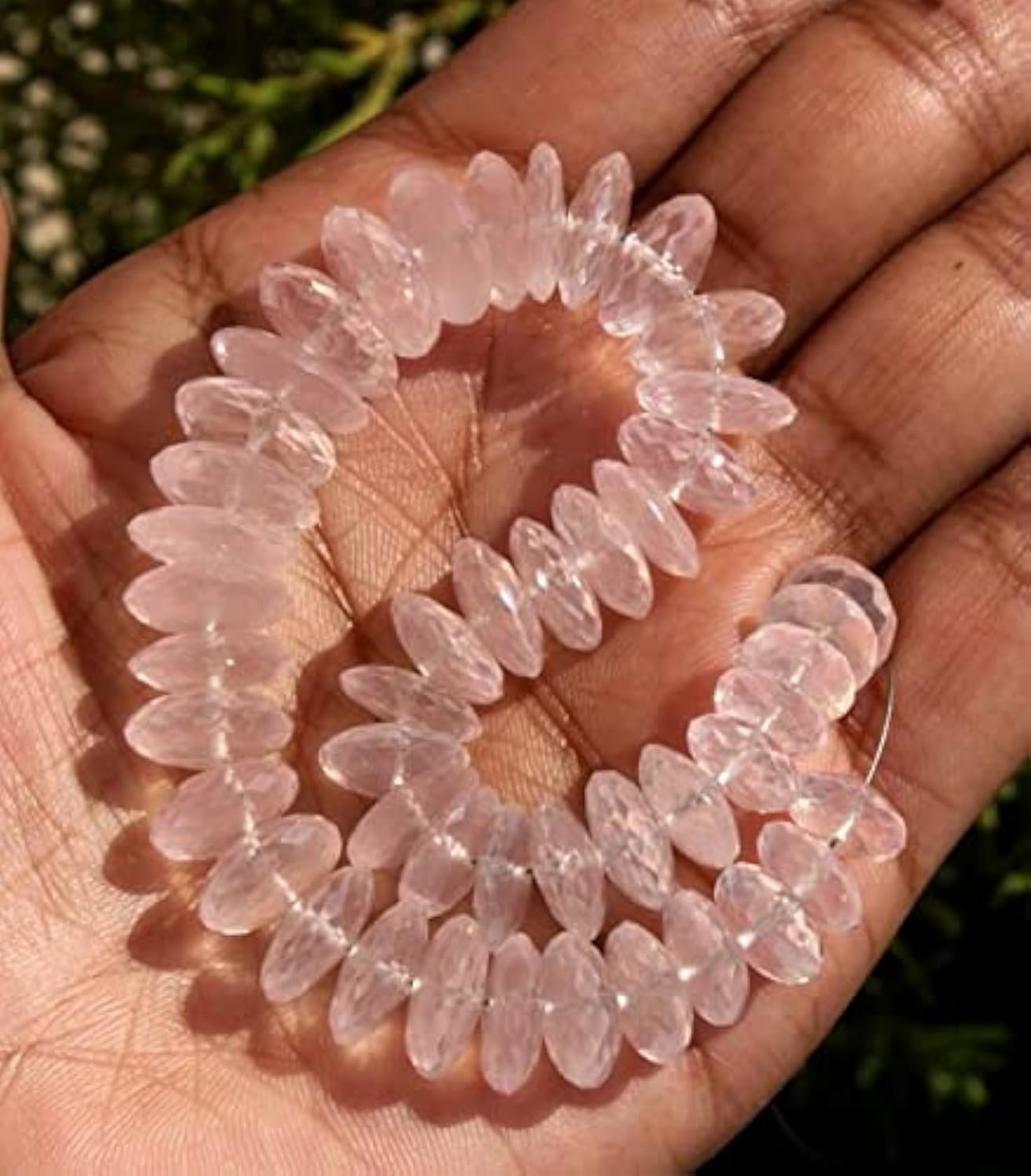 Perles quartz rose naturelles style bohème pour vos bijoux de l'été