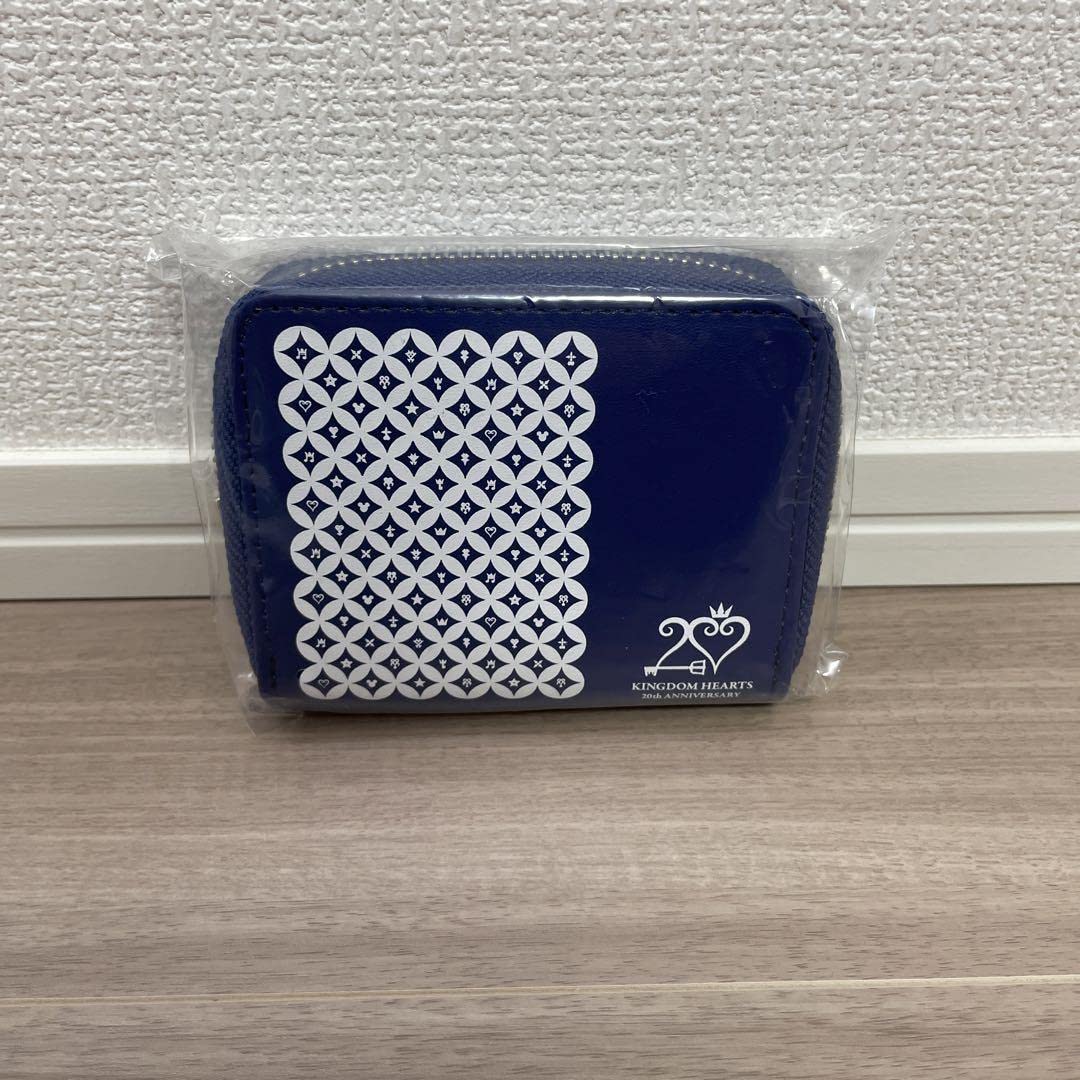 Amazon.co.jp: キングダムハーツ プレミアムコインケース ネイビー : ファッション