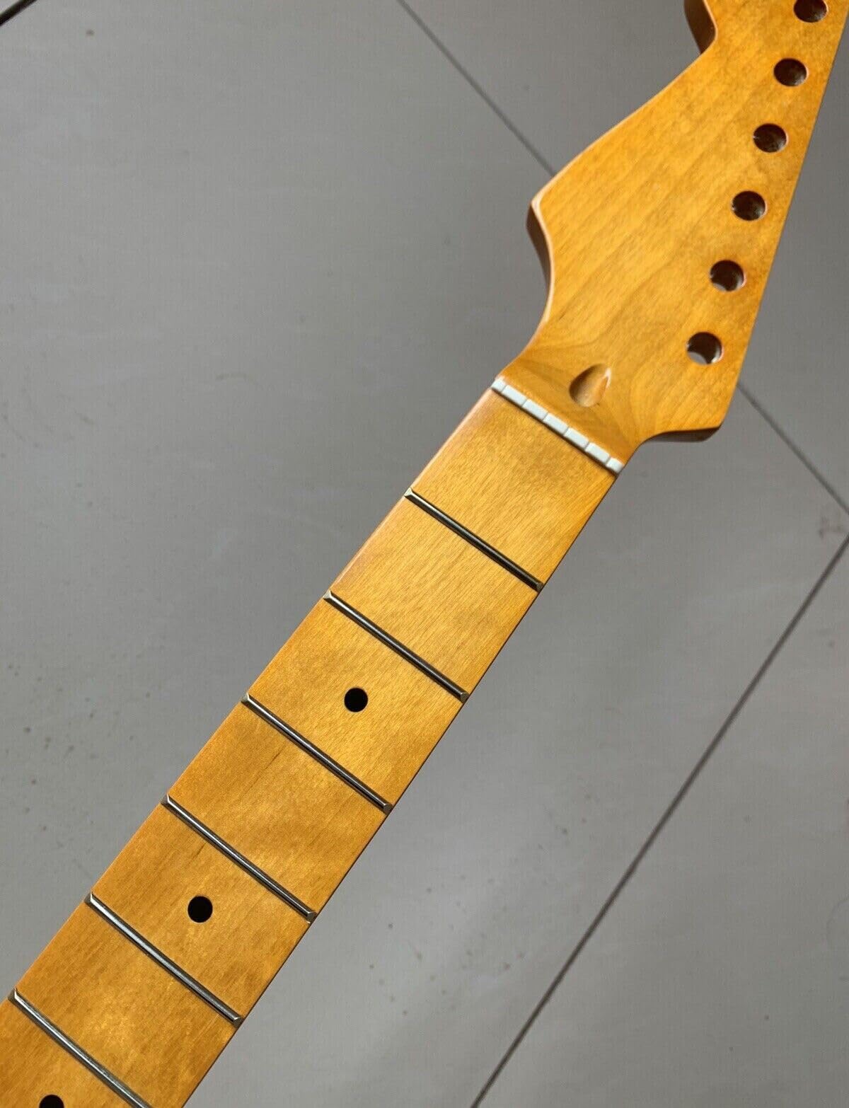 Amazon.co.jp: 左利き用イエローギターネック 22 フレット 25.5 インチ