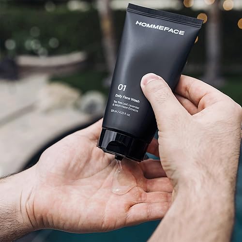 Miniatura 5 de HommeFace Paquete de rutina diaria antienvejecimiento de 5 pasos para el cuidado de la piel para hombres con lavado facial, tónico, suero, crema