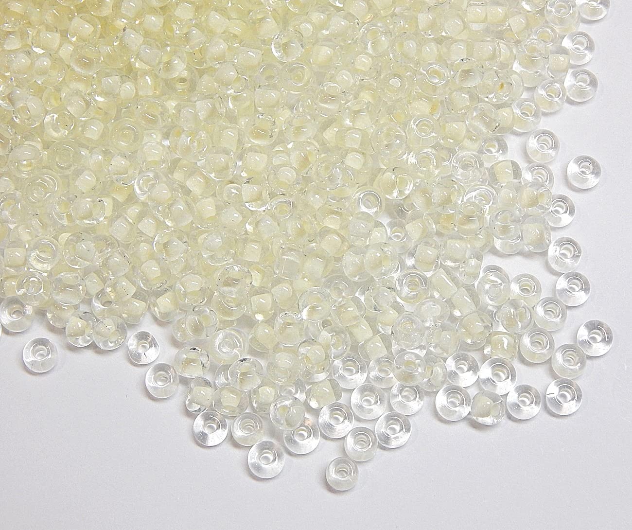 1100 perline in vetro da 4 mm, colore metallizzato, set da 6/0