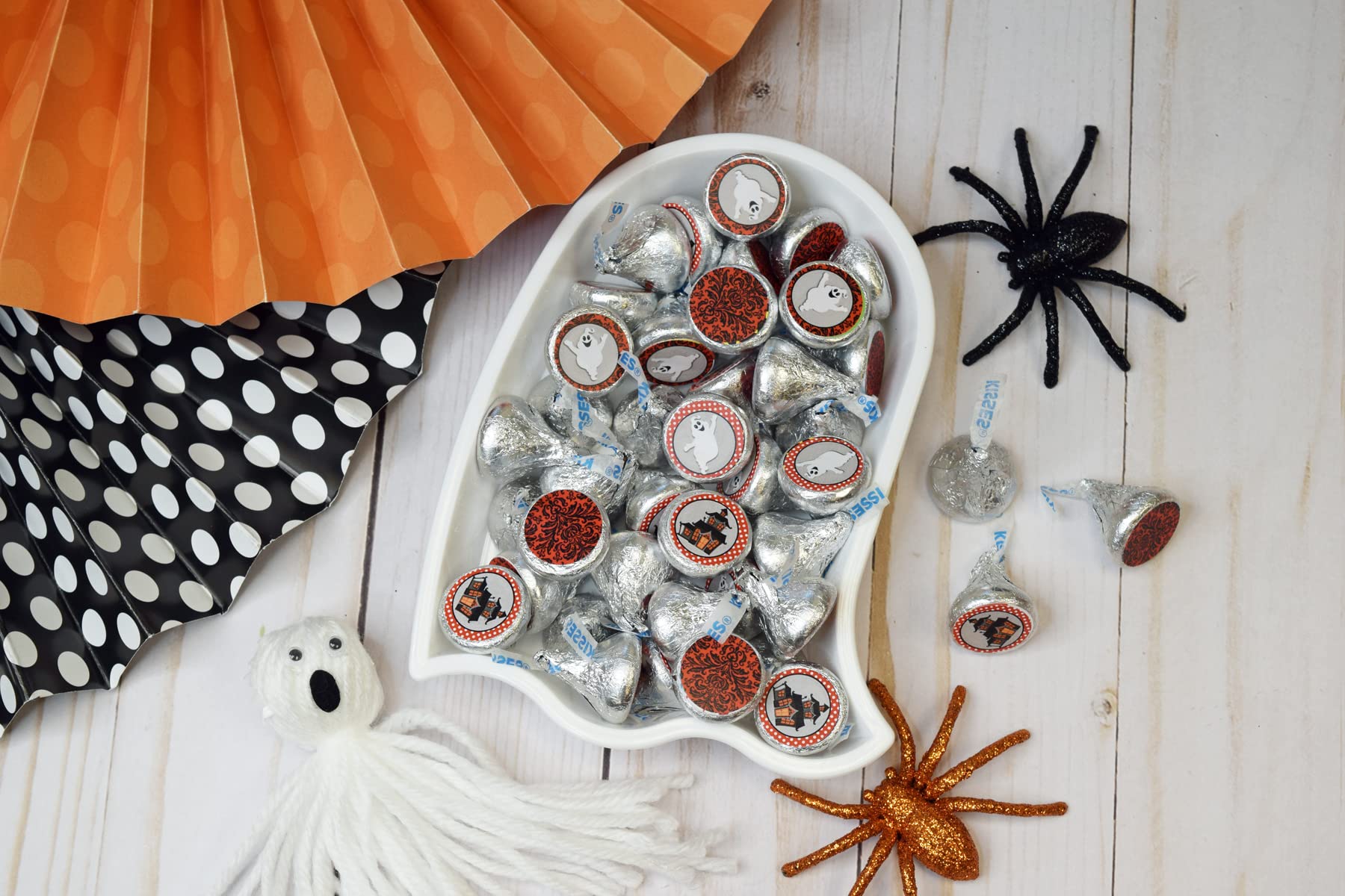 AmandaCreation Zombie Attack Halloween Kiss Stickers - 300 Circle Labels (0.75") For Chocolate Kisses & Party Favors - View #9
