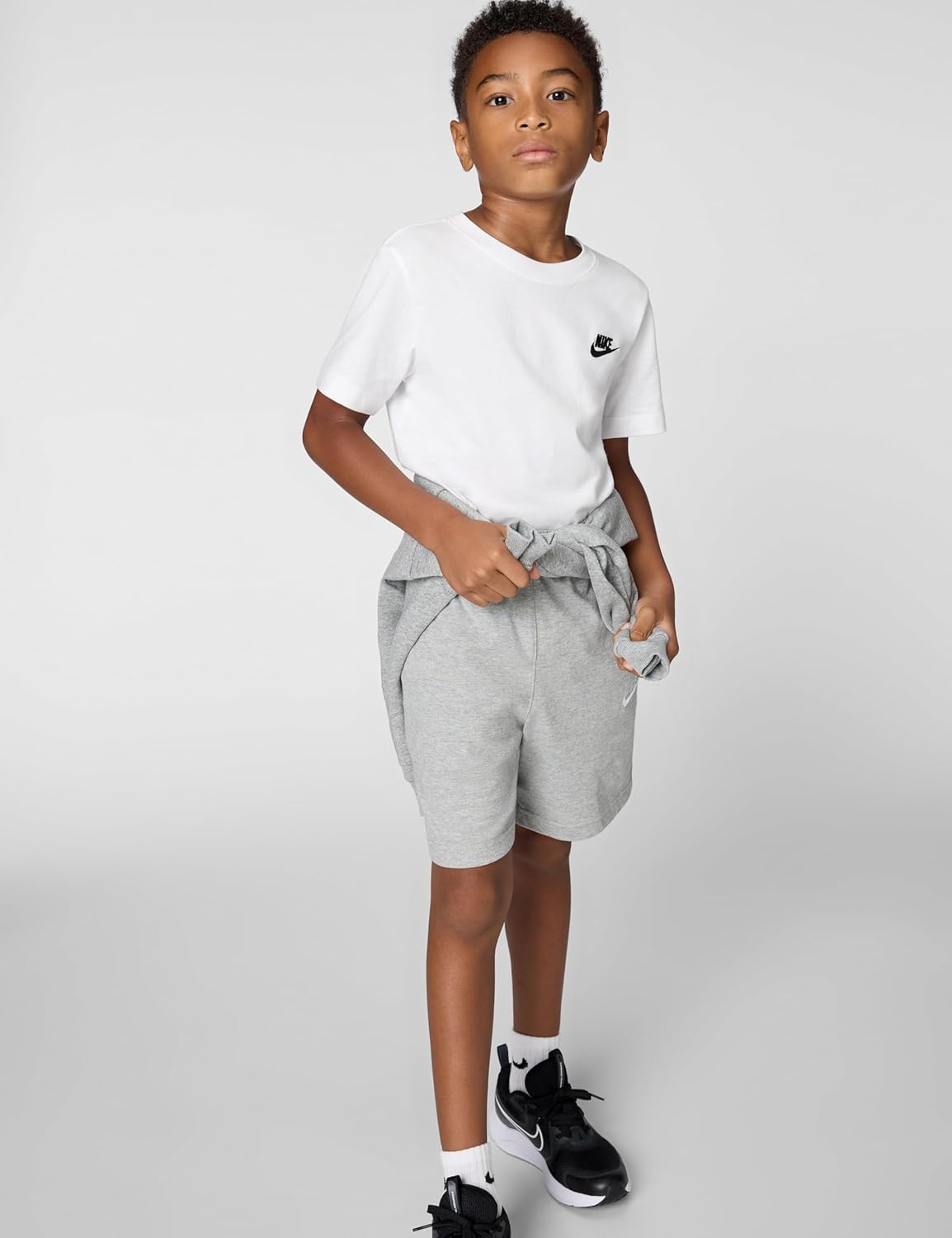 Nike Unisex Big Kids' Sportswear Club 6" Knit Shorts - Boys and Girls - Image 4