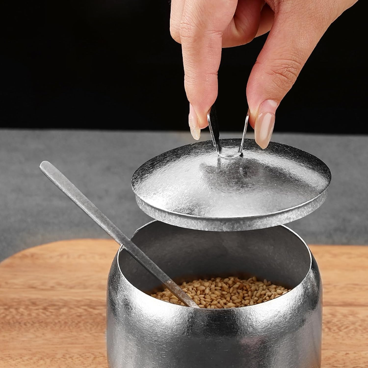 360ml Titanium Spice Jar with Measuring Spoon, Built-in Spoon Slot & Dustproof Lid Storage Containers for Salt, Pepper, Seasoning for Kitchen, Countertop Storage RT156D (silver)