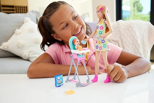 Miniatura 2 de Barbie Skipper - Muñeca y juego con accesorios, juego de niñera con temática para la hora de comer, juguete que cambia de color