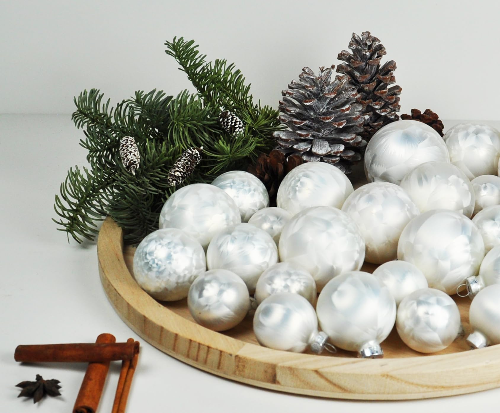 JACK by Inge Glas 60x Glas Christbaumkugeln 4 5 6 7 cm Eislack Weiß/Offwhite + Haken