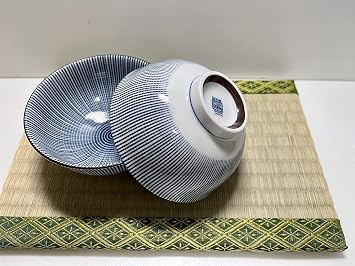 Japanese Porcelain Rice Bowls set, 4.65 inches in diameter H1.97 inches, 9.47 Fluid Ounces Mino Ware Chawan Sendan Tokusa Pattern Set of 2, M535-23