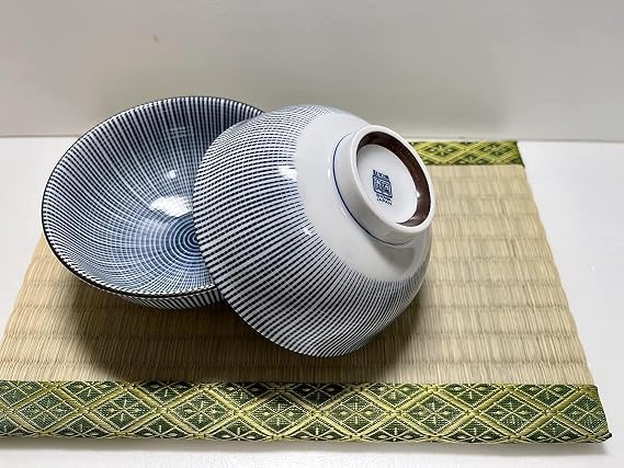 Japanese Porcelain Rice Bowls set, 4.65 inches in diameter H1.97 inches, 9.47 Fluid Ounces Mino Ware Chawan Sendan Tokusa Pattern Set of 2, M535-23