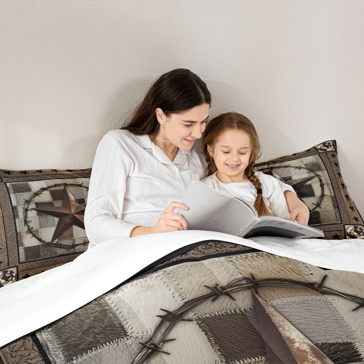 Western Texas Star Kids Comforter Set Queen Size,Cow Fur Patchwork Rustic Farmhouse Bedding Set,Boys Girls Adults Room Decor,Cowboy Wooden Plank Qulit Set,Brown Country Duvet Insert,2 Pillowcases