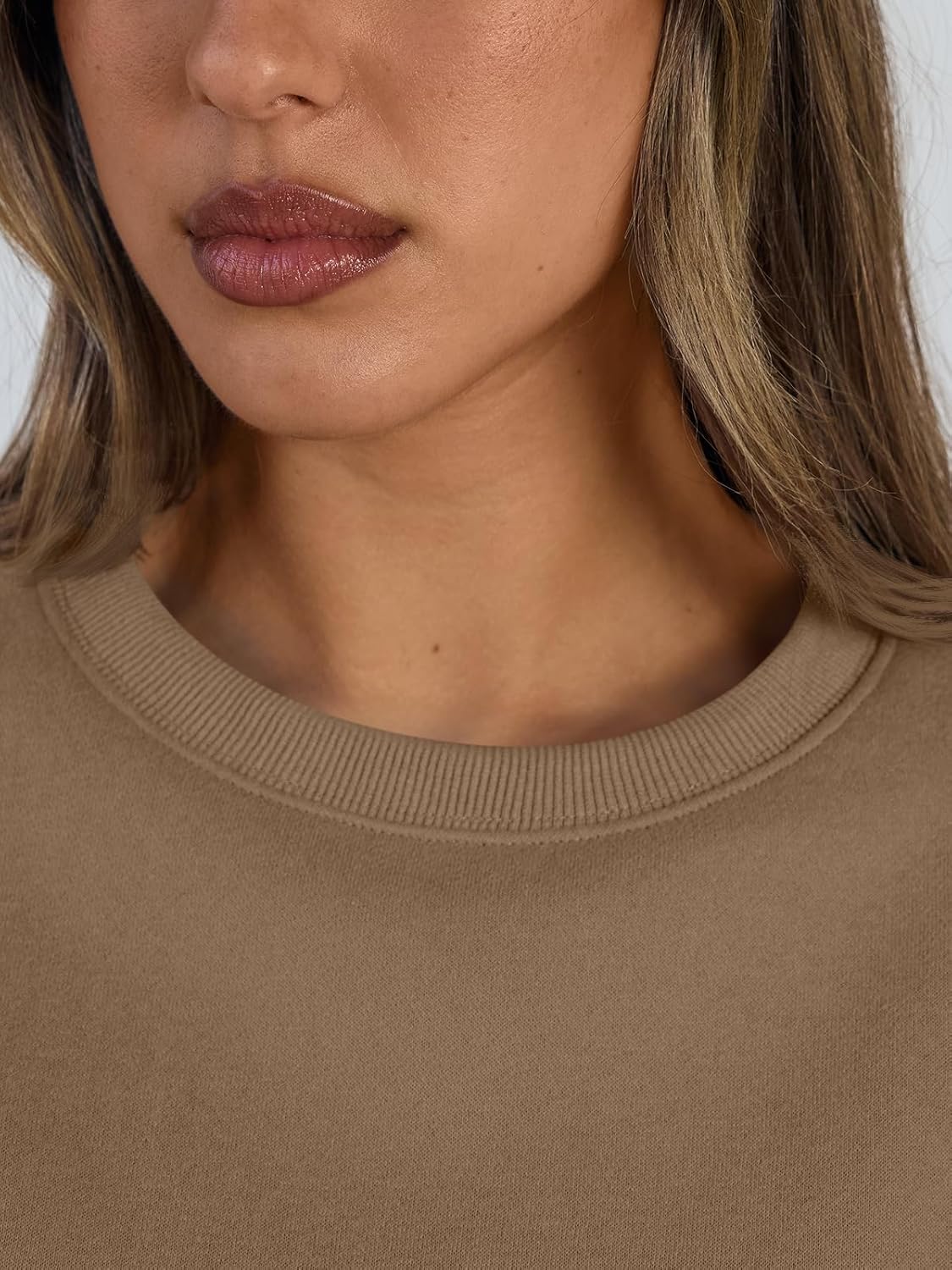 Trendy Queen Sweatsuits Women 2 Piece Outfits Two Piece Crewneck Sweatshirts Sets Lounge Fall Sweatpants 2026 Tracksuits - Image 5