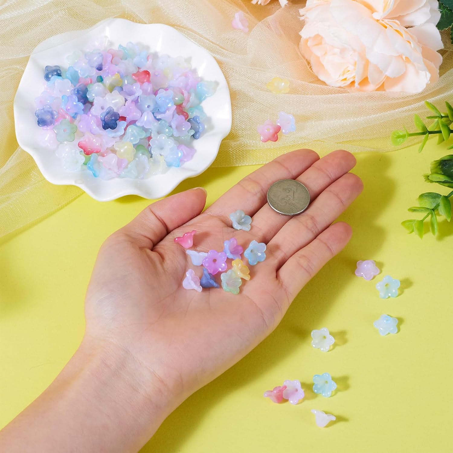 Pandahall 300Pcs Acrylic Flower Bead Caps Gradient Spacer Beads 10 Colors Mini Flower End Caps Loose Floral End Beads for Bracelet Necklace Earring Jewelry DIY Crafts - Image 6